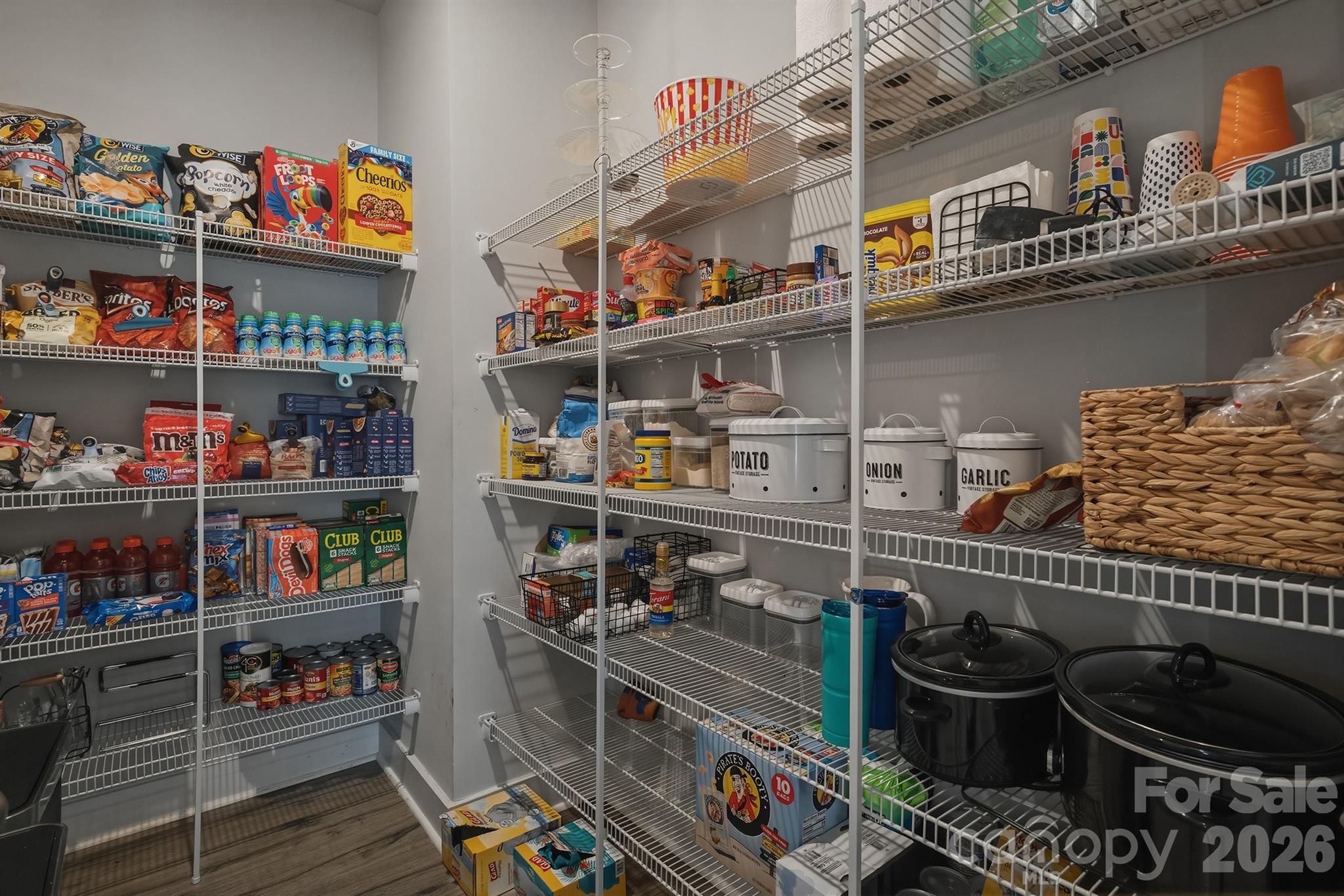 main property photo 19