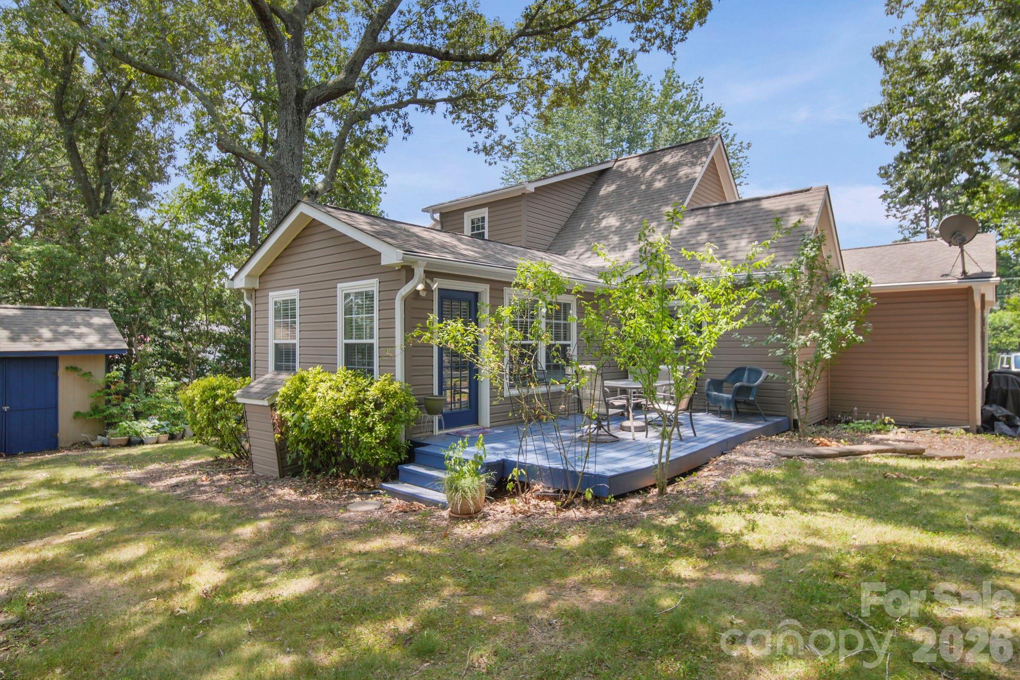 main property photo 27