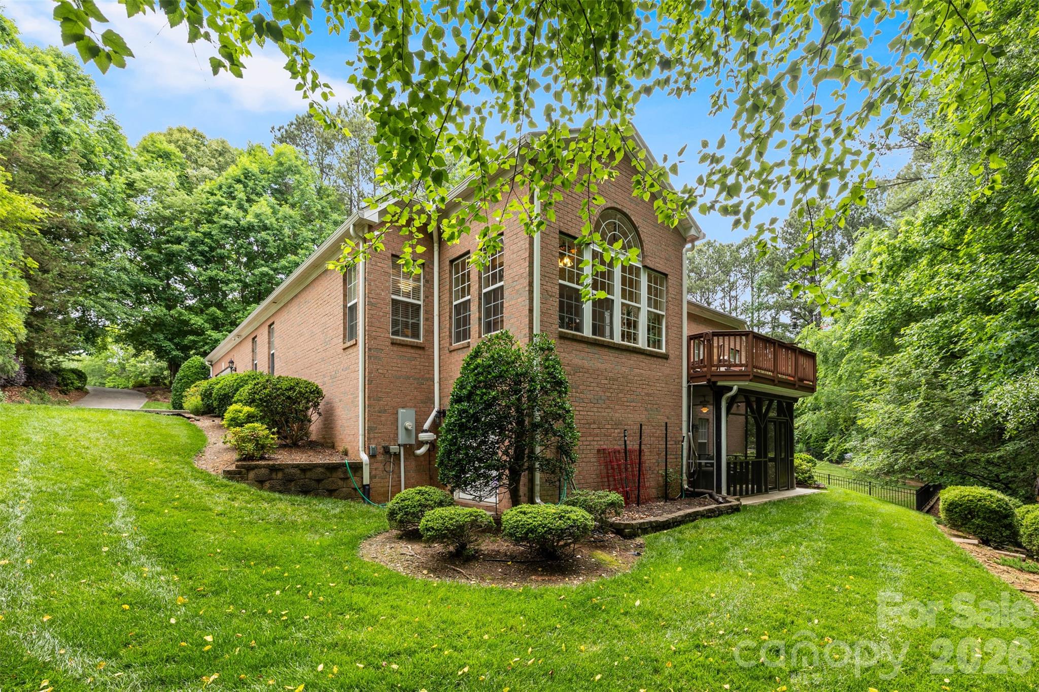 main property photo 36