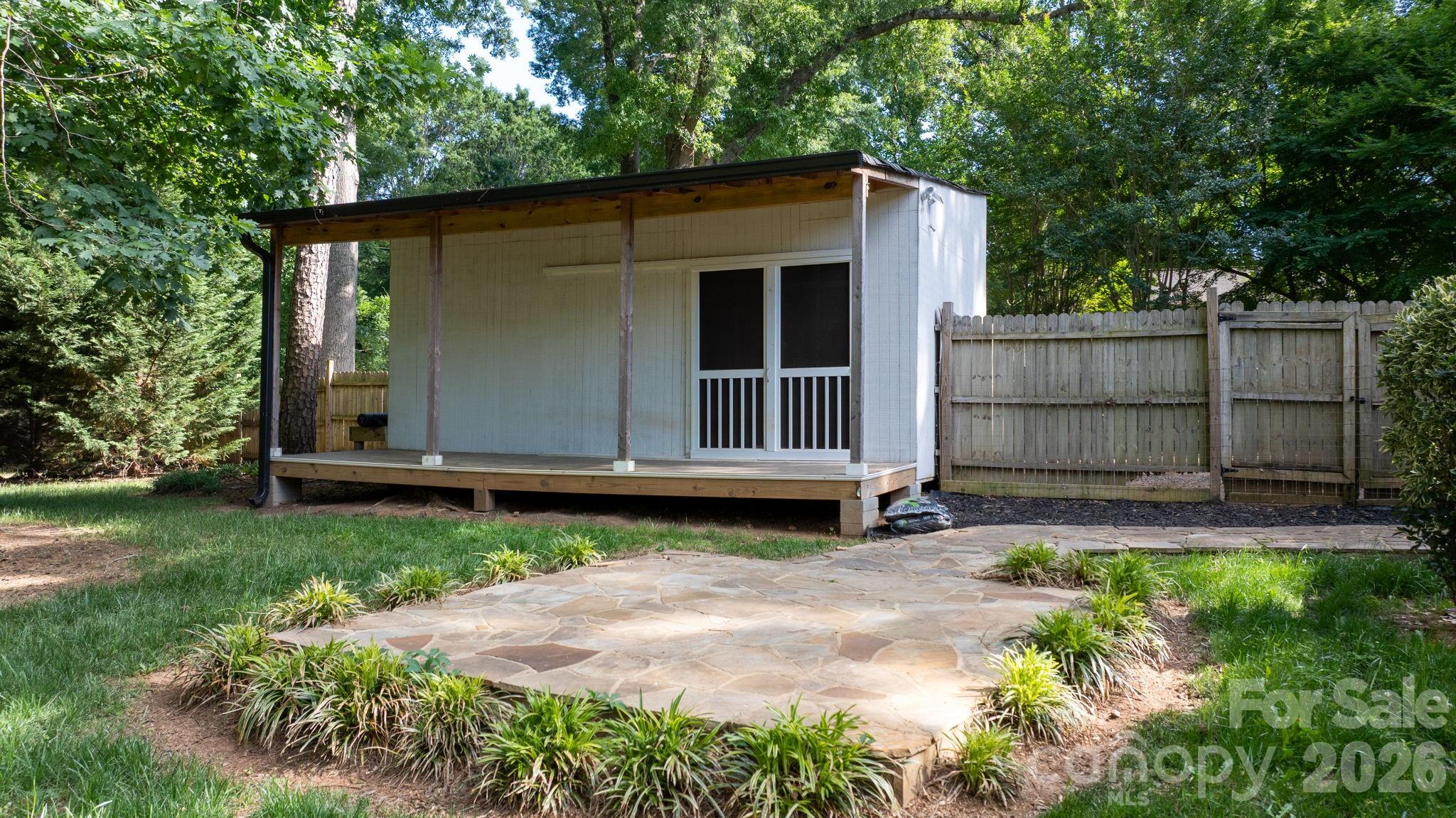 main property photo 36