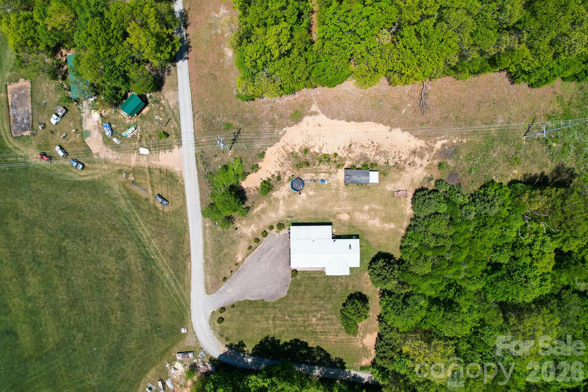 main property photo 34