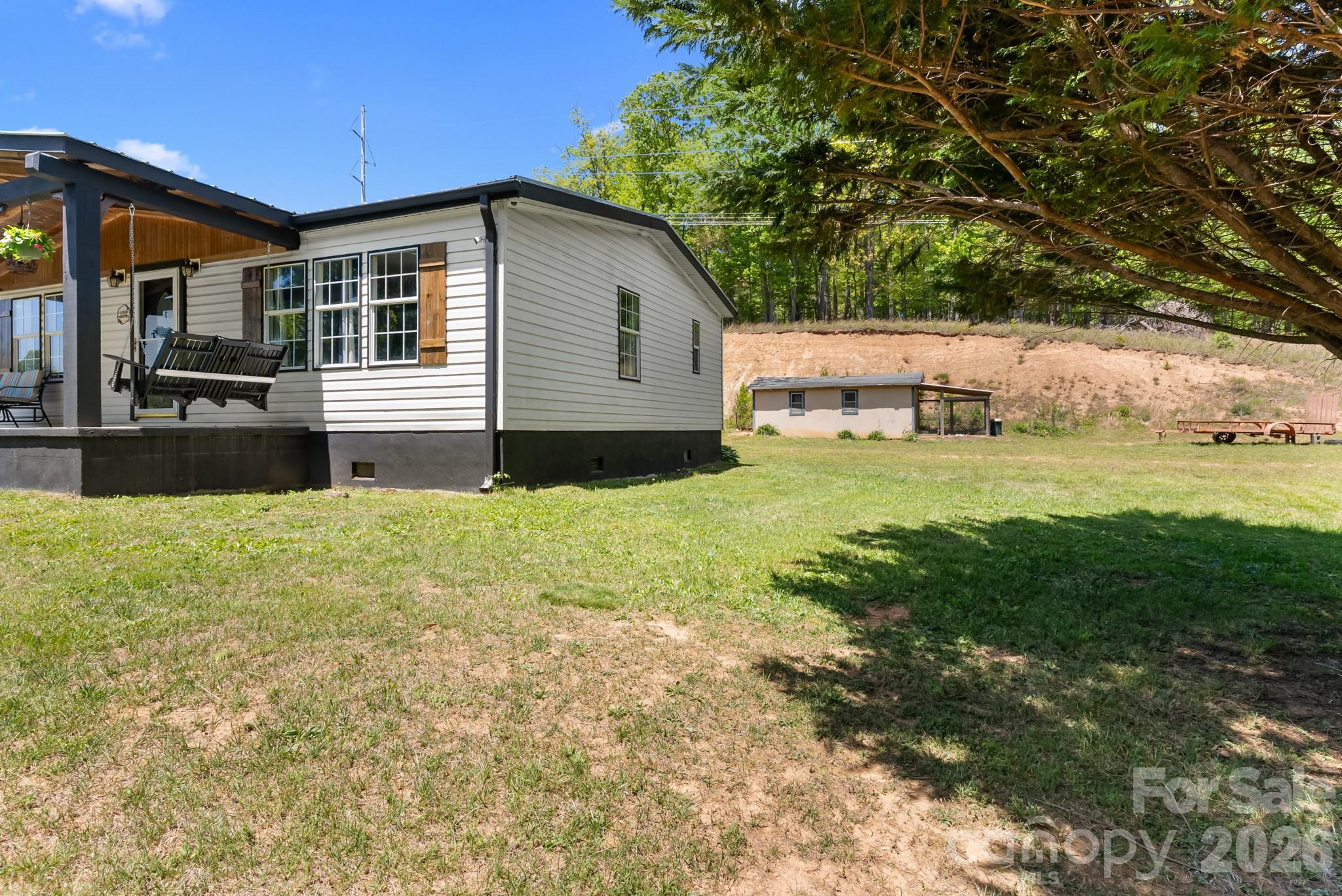 main property photo 36