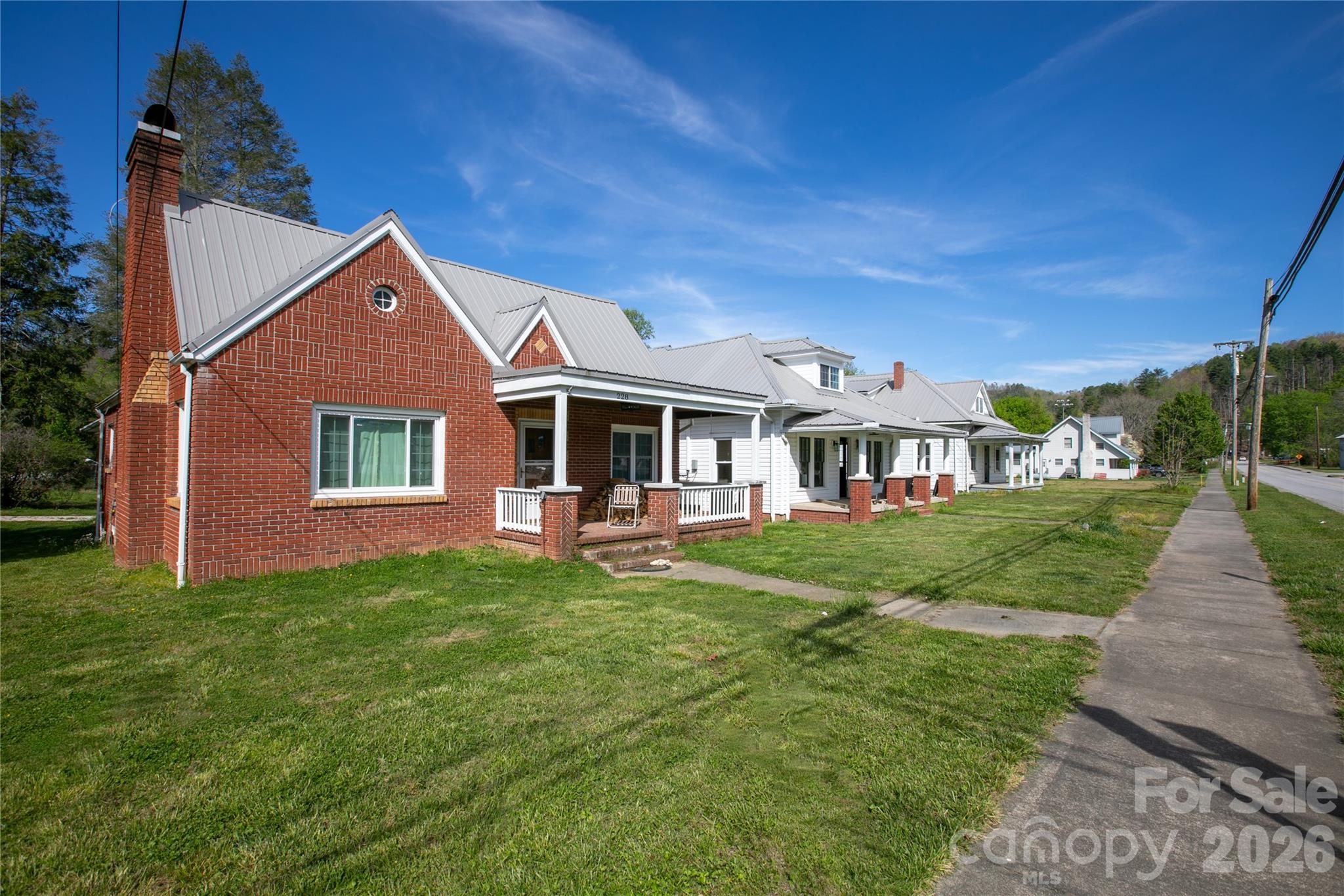 main property photo 2