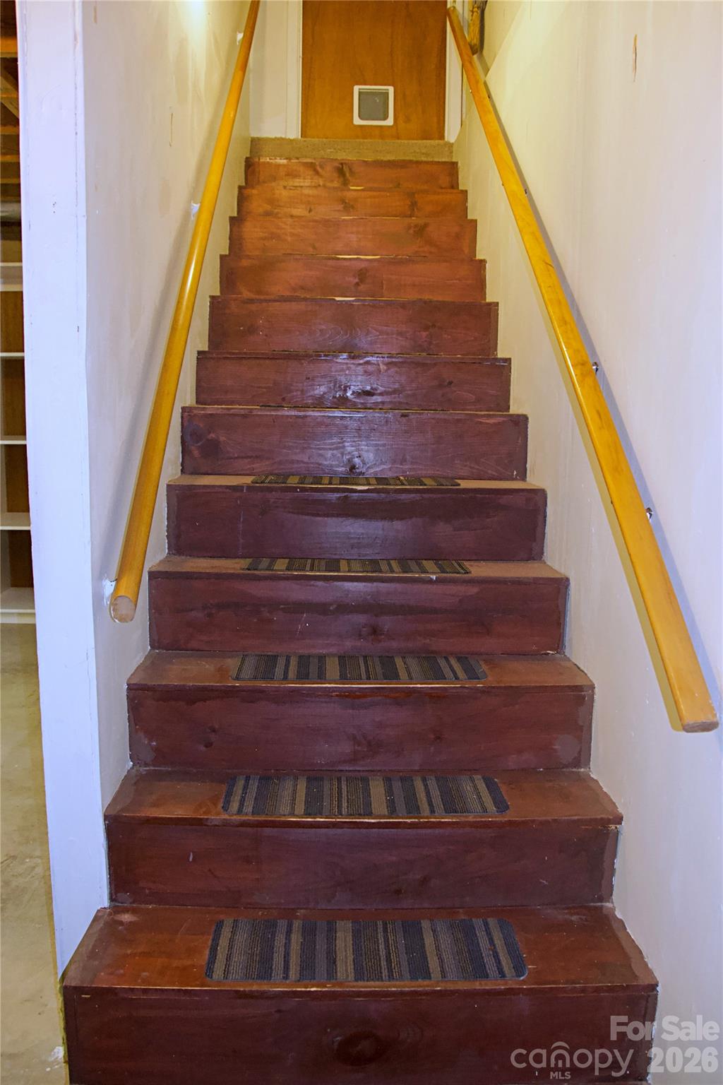 main property photo 29