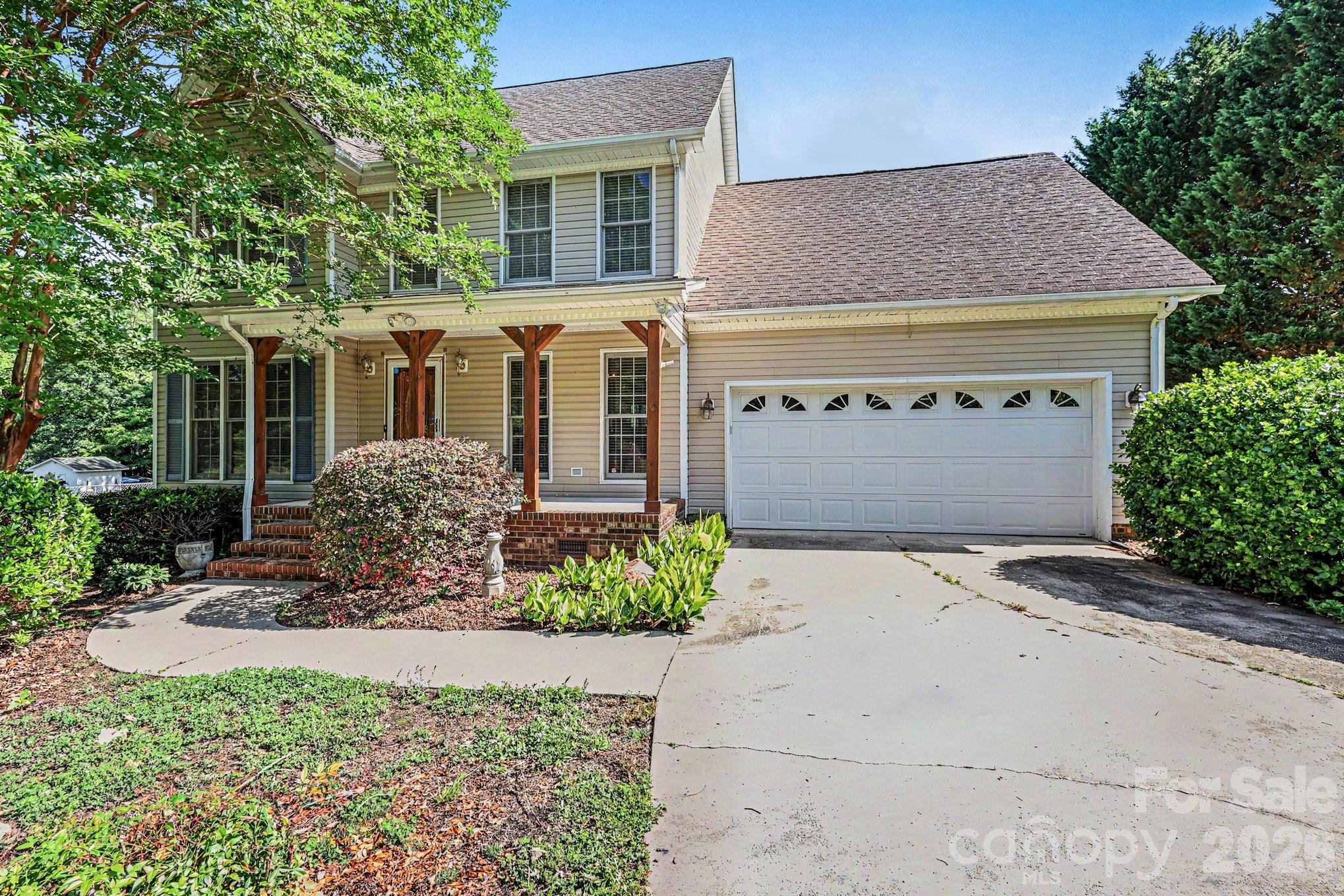 main property photo 12