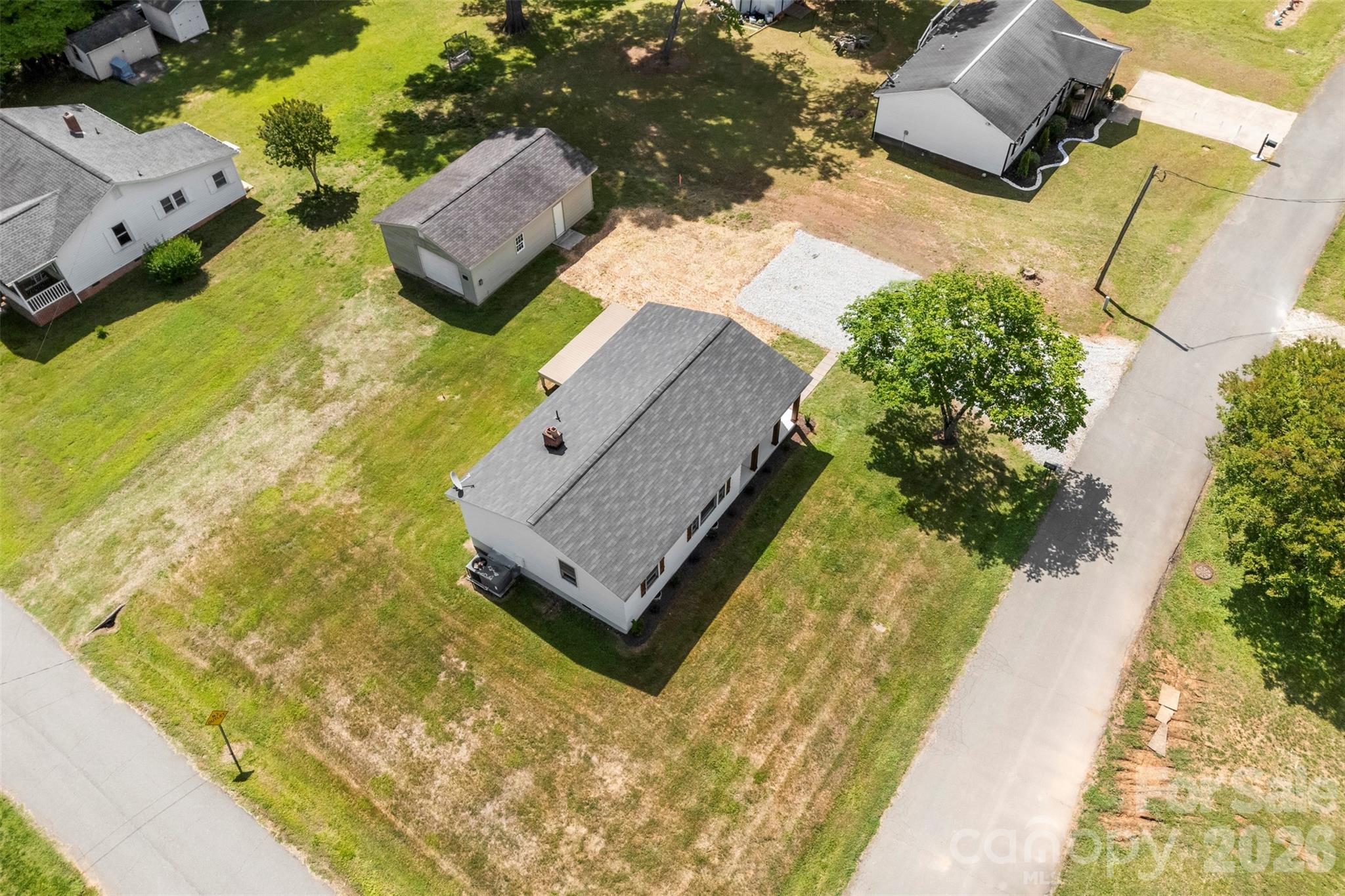 main property photo 20
