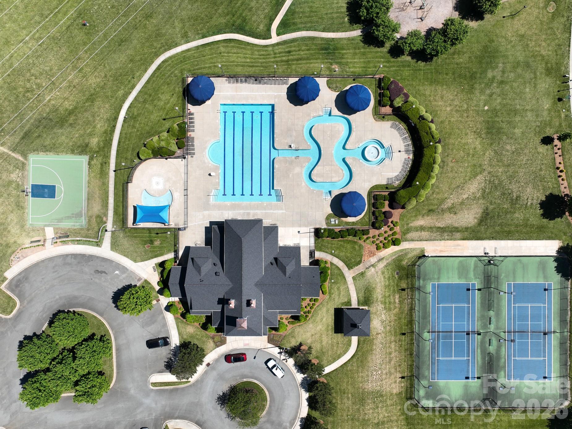 main property photo 44