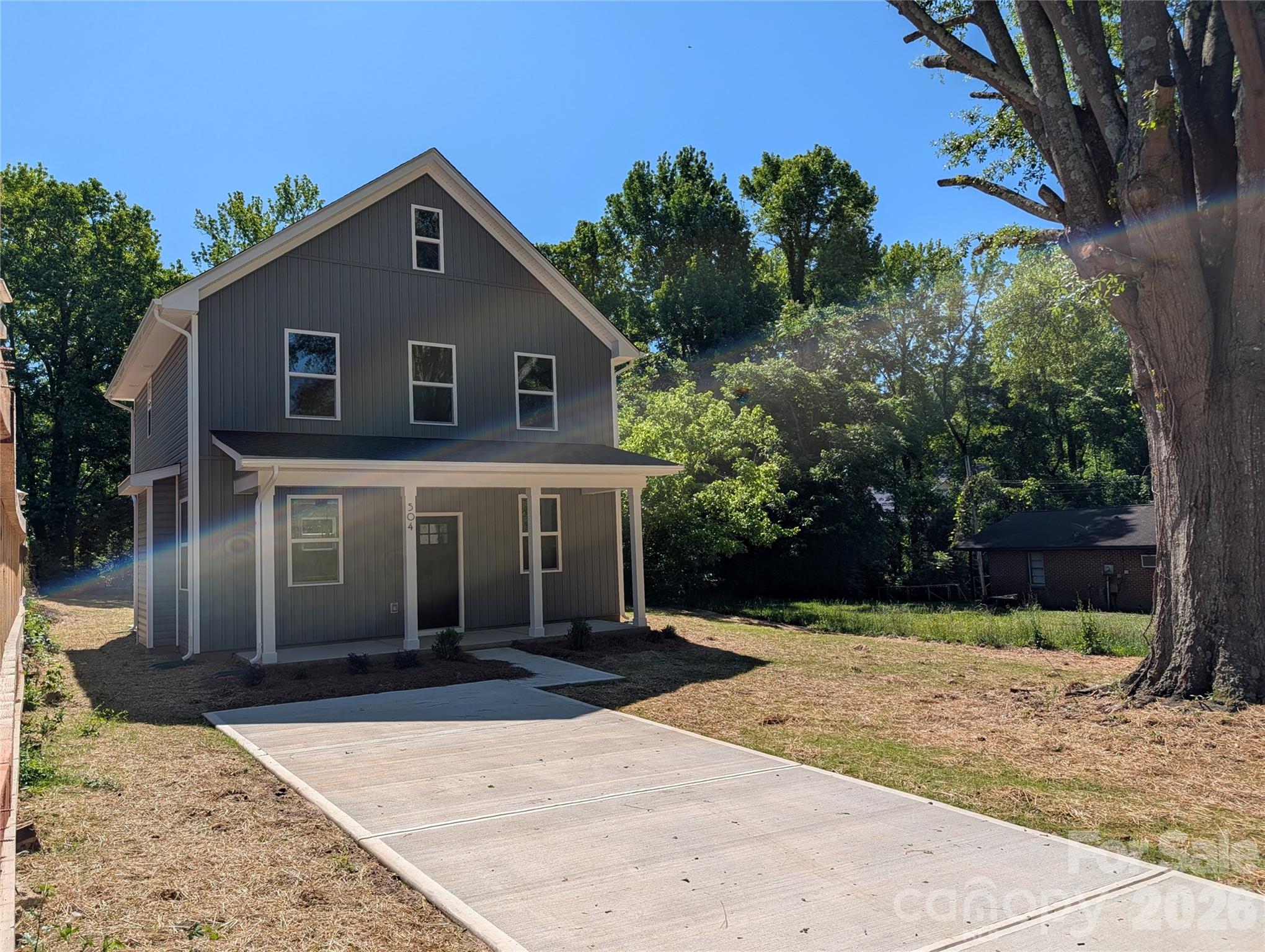 main property photo 18