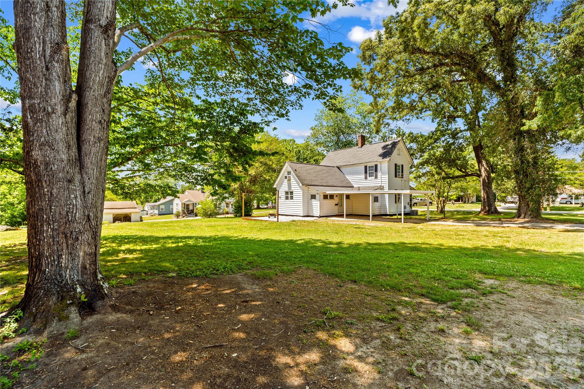 main property photo 34