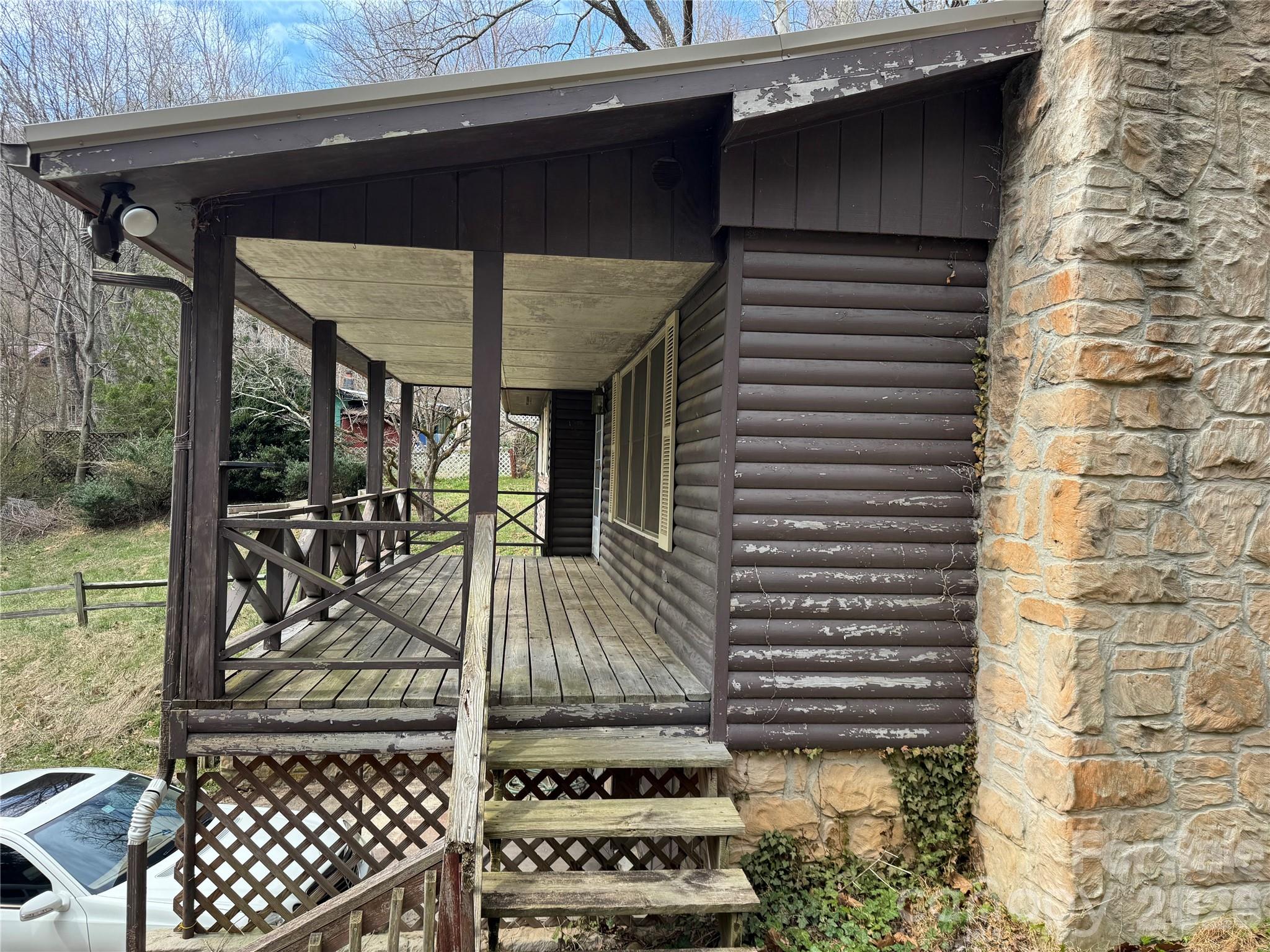 main property photo 7