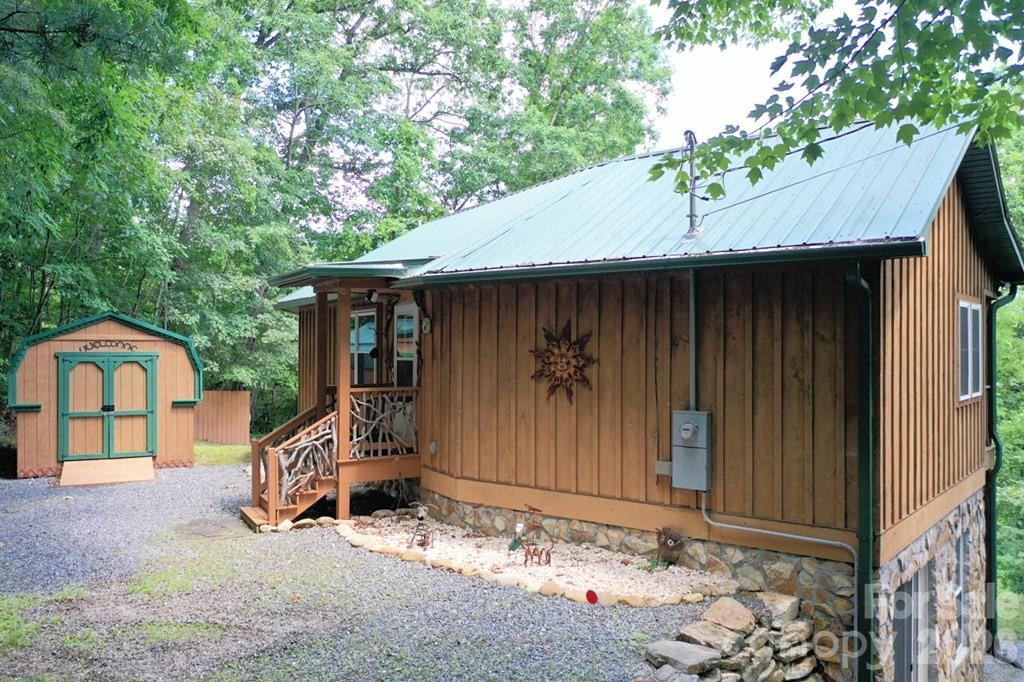main property photo 6