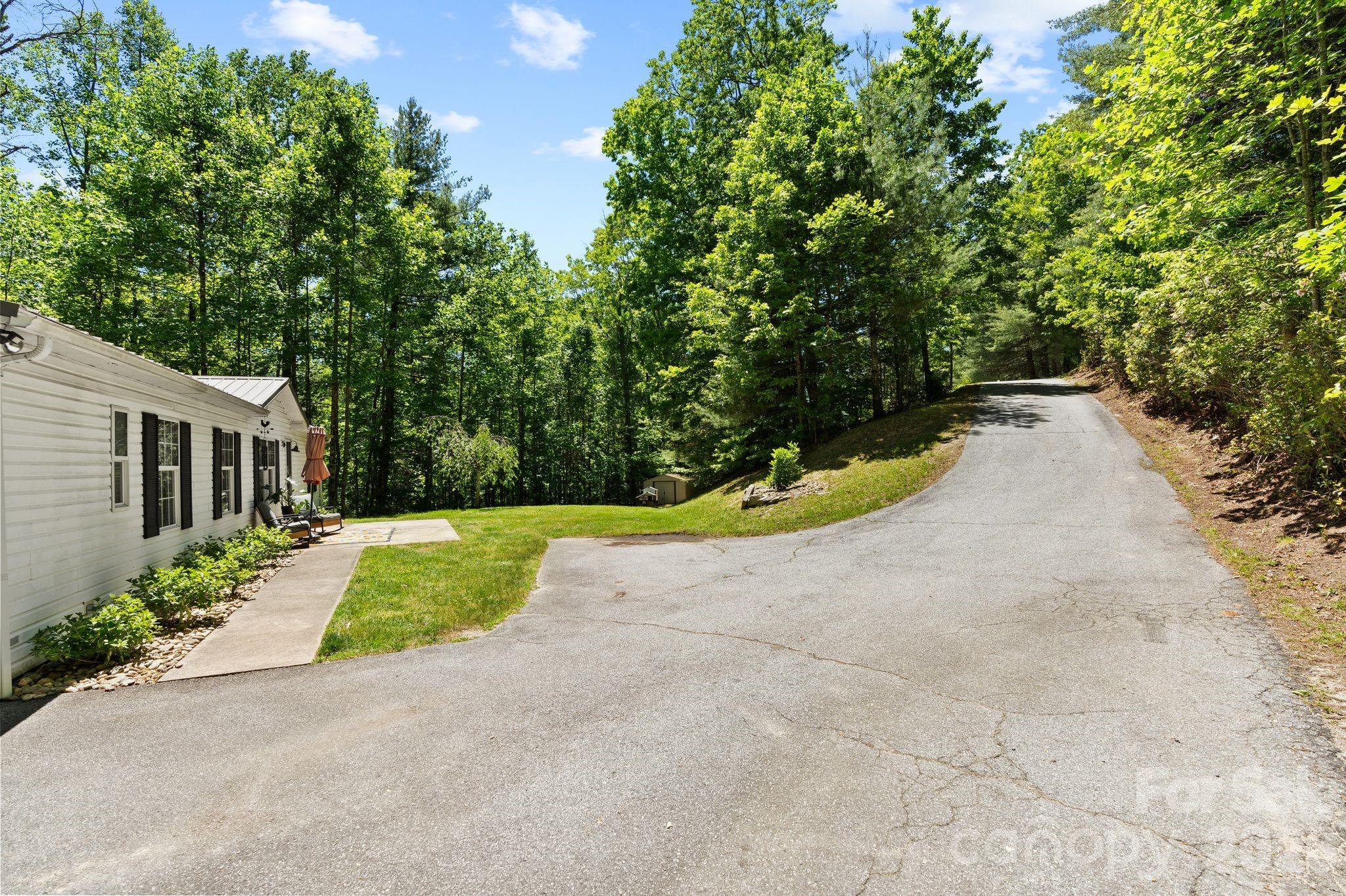 main property photo 33