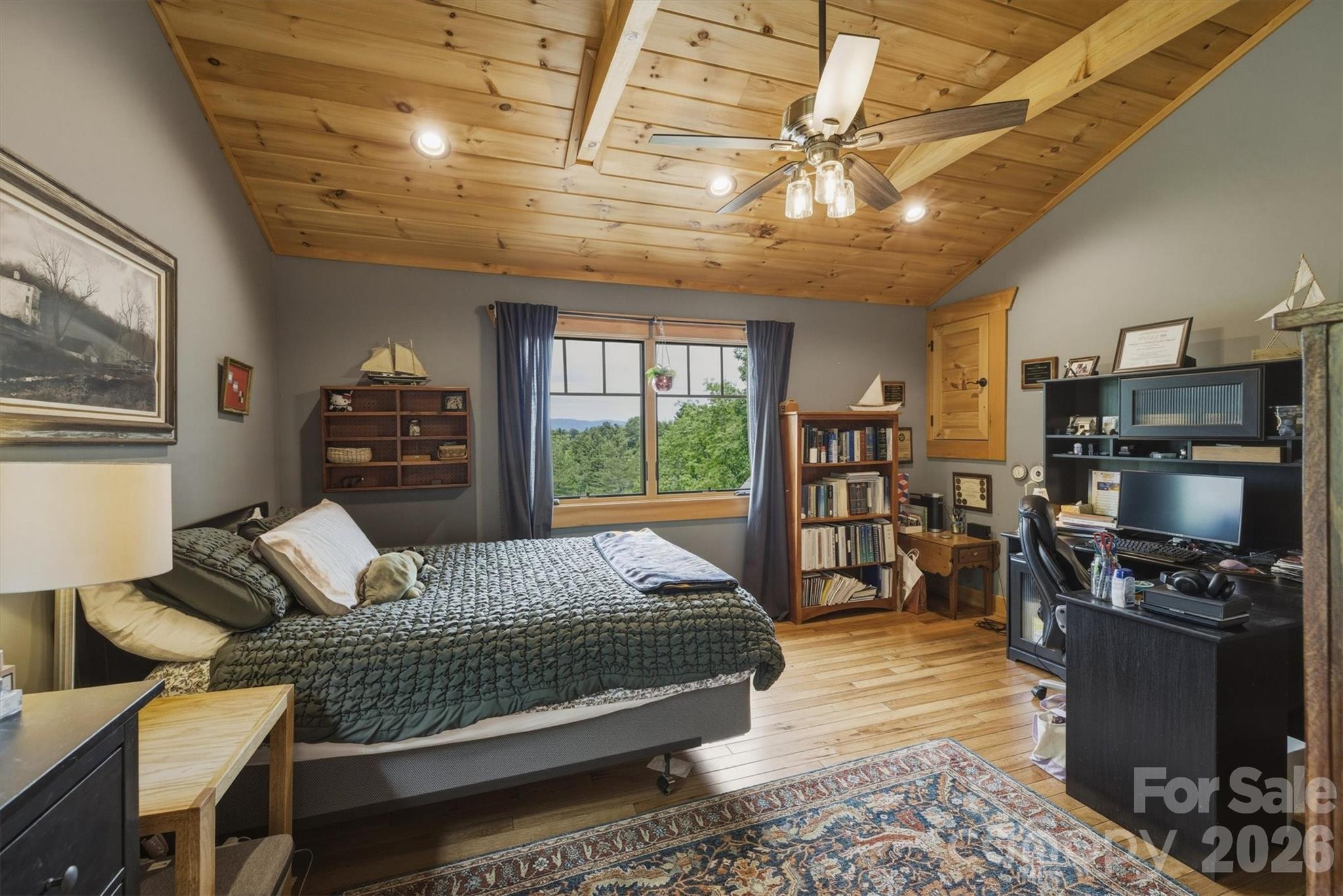main property photo 36
