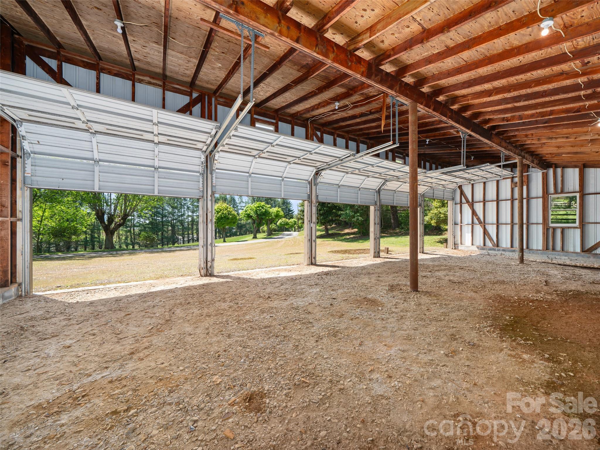 main property photo 19