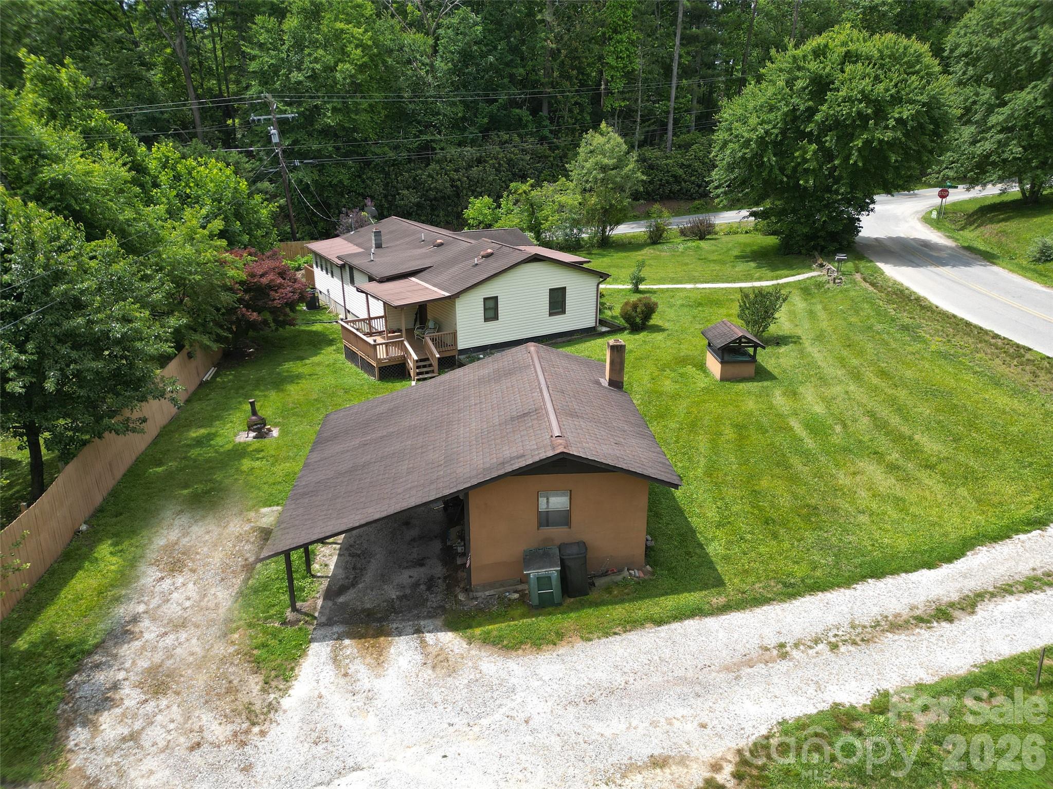 main property photo 5