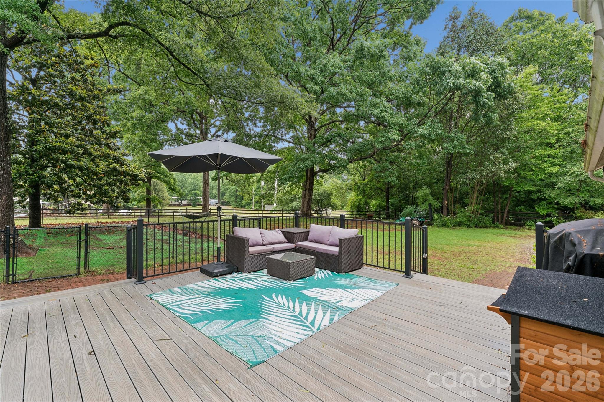 main property photo 38