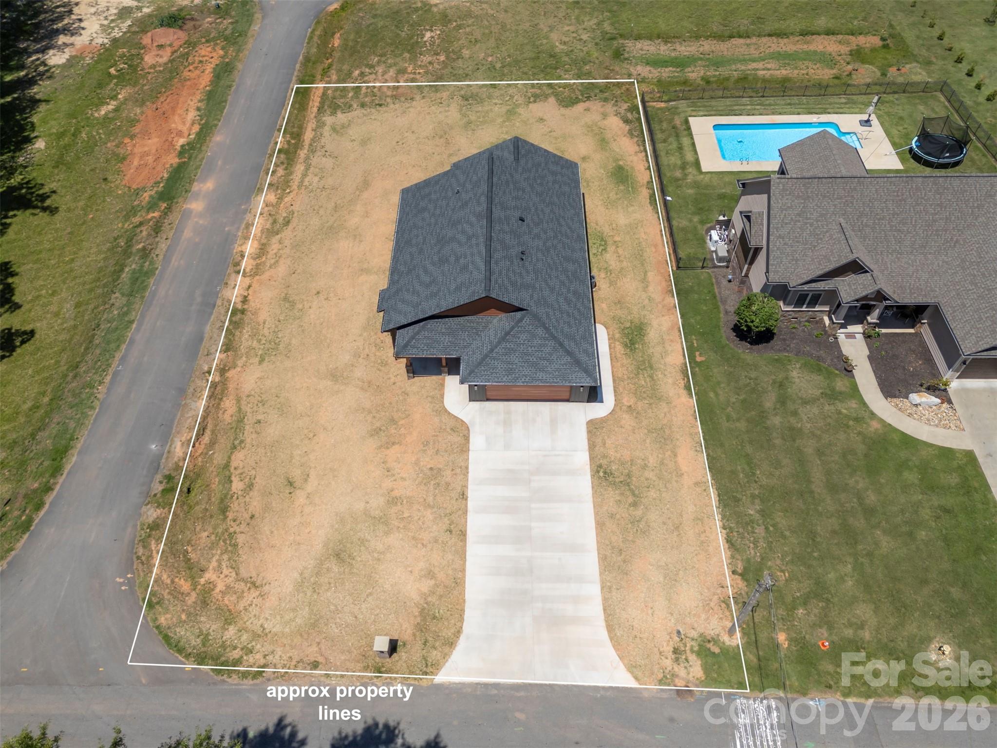 main property photo 36