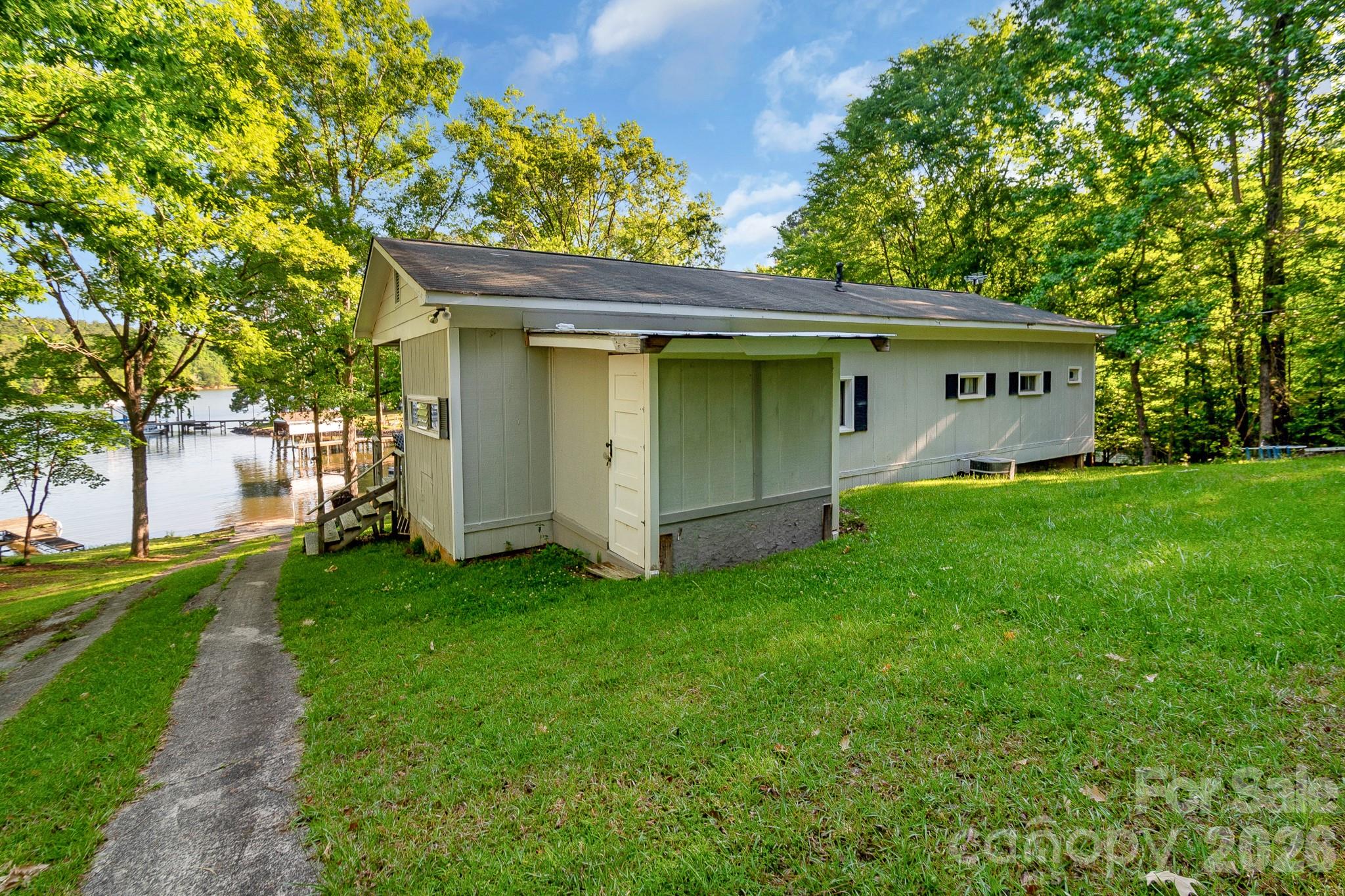 main property photo 45