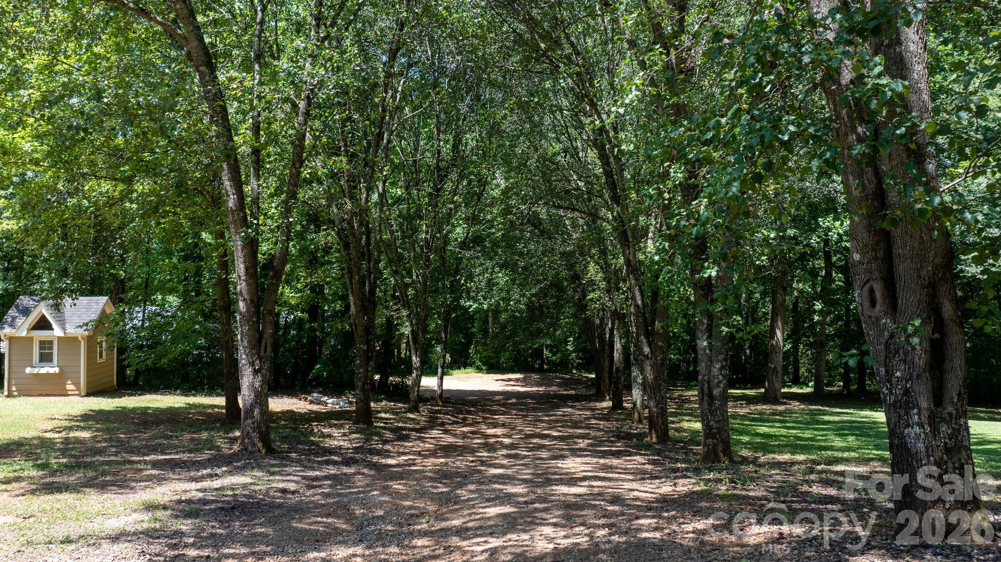 main property photo 35