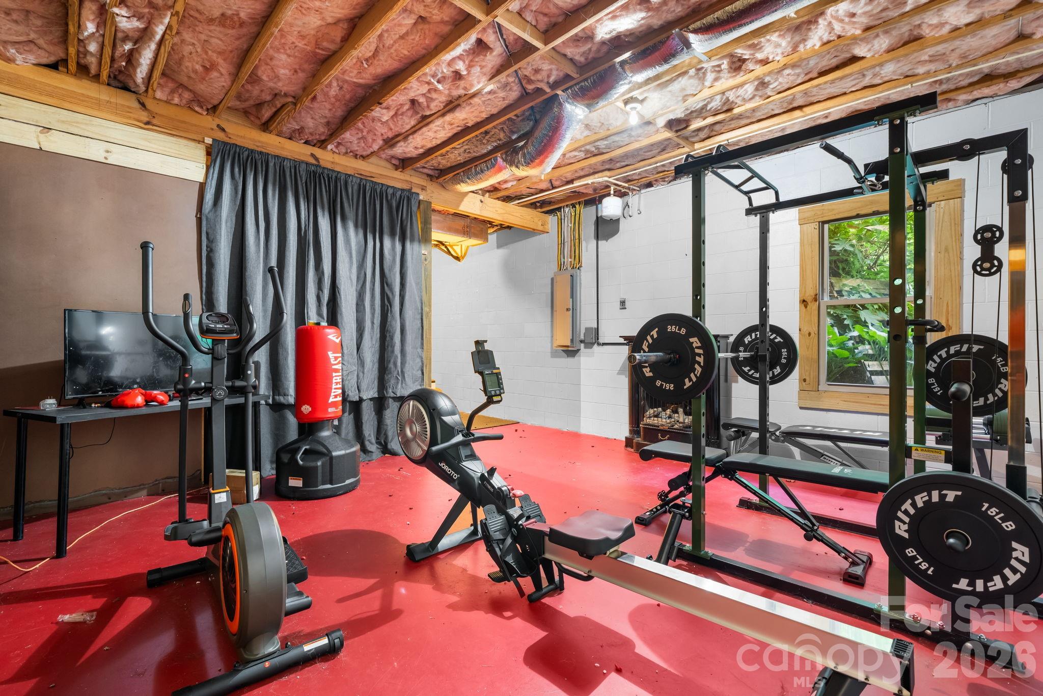 main property photo 27