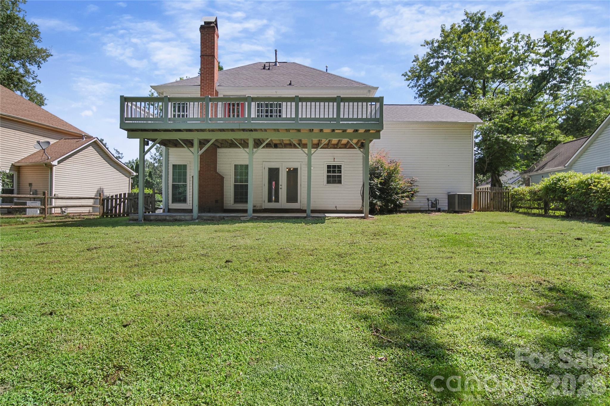main property photo 28