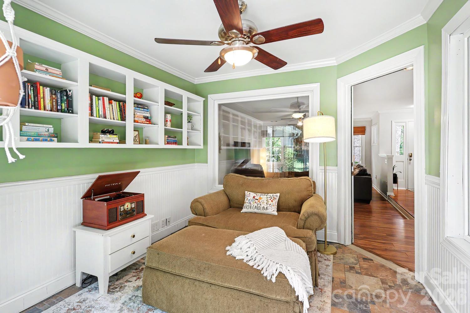 main property photo 18