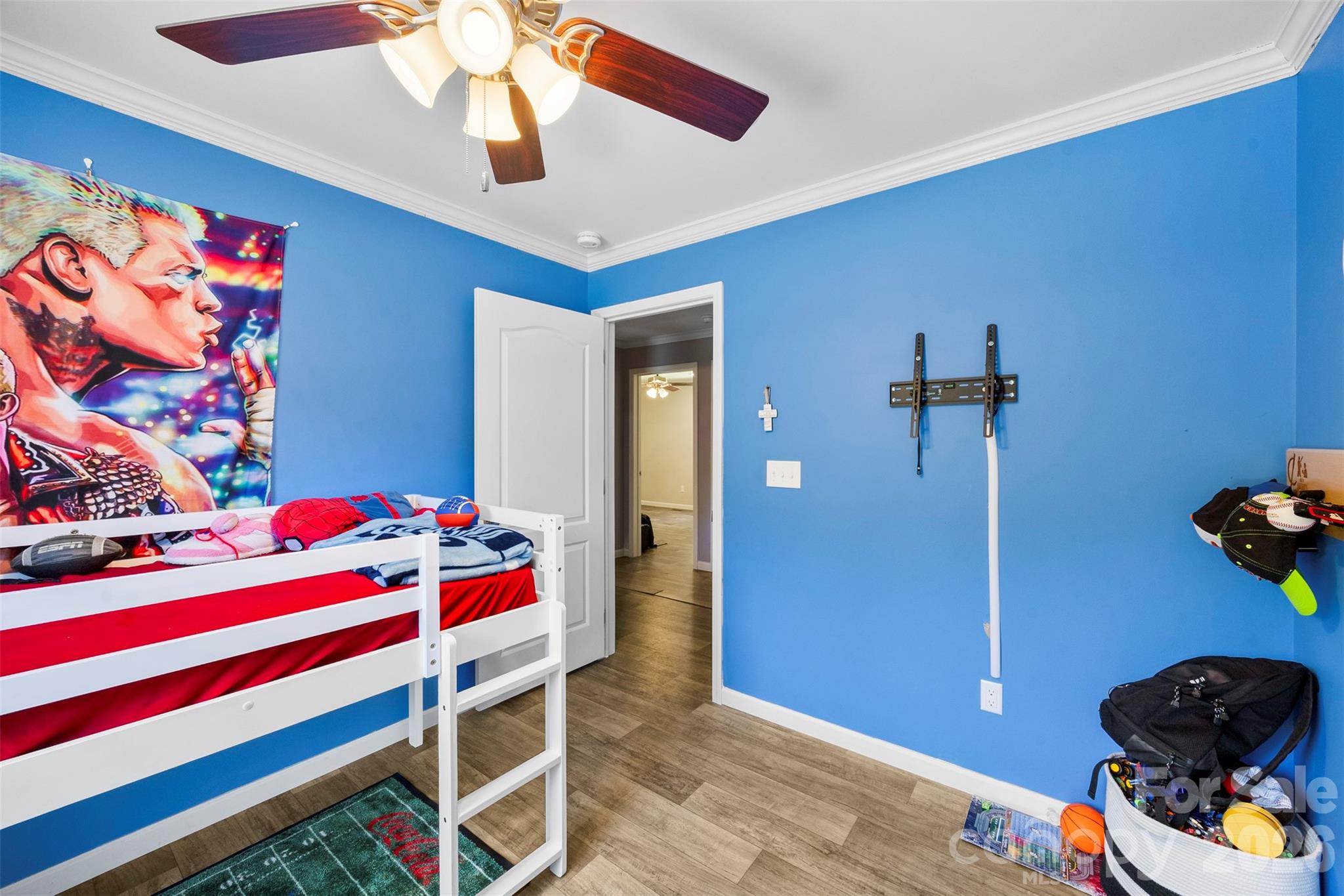 main property photo 19