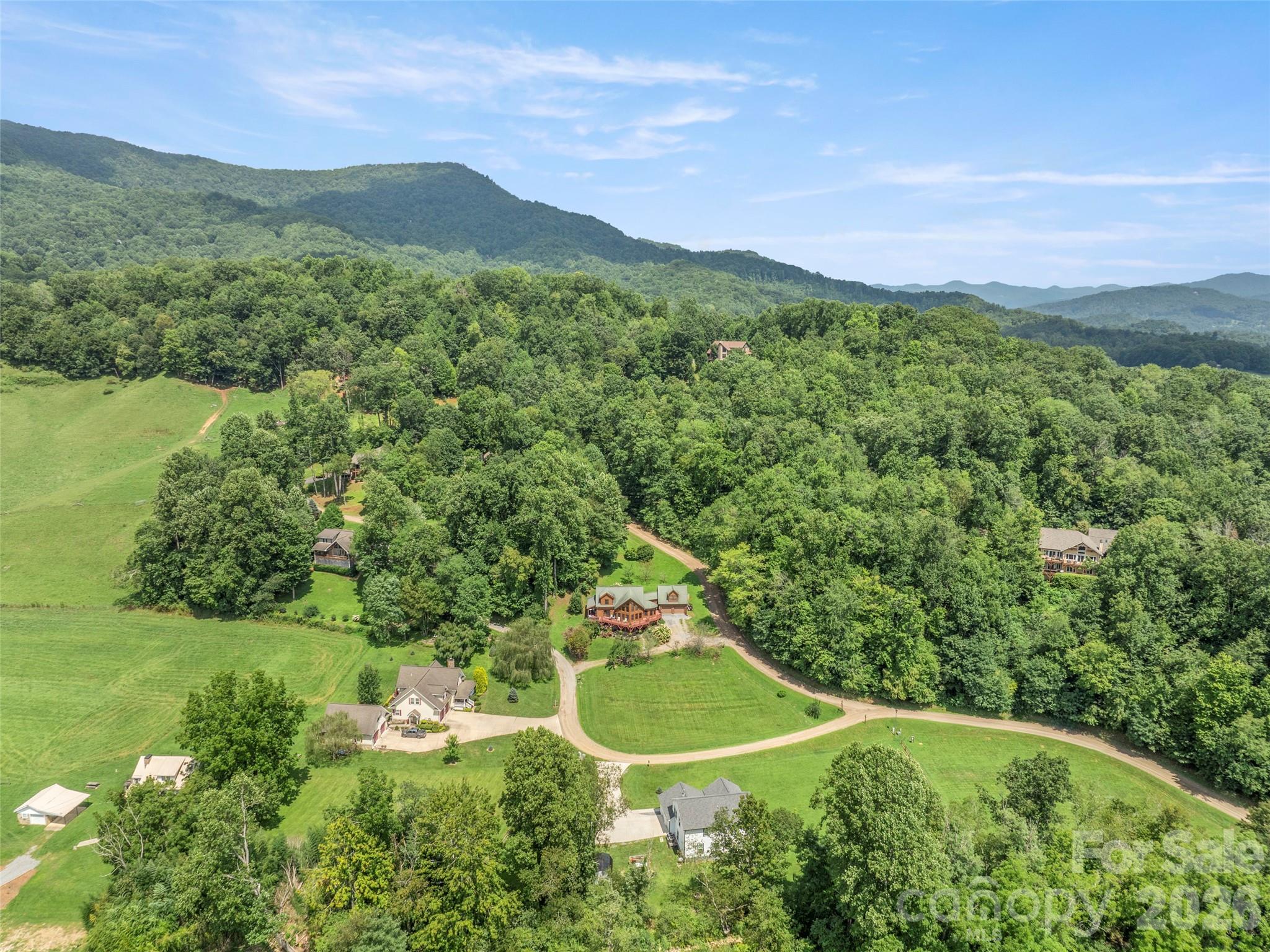 main property photo 40