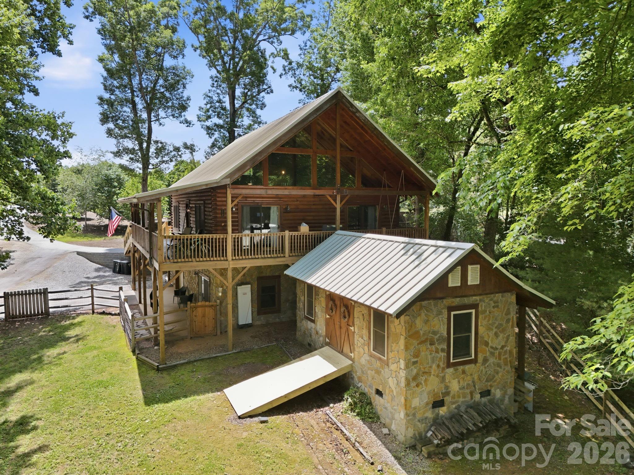 main property photo 5