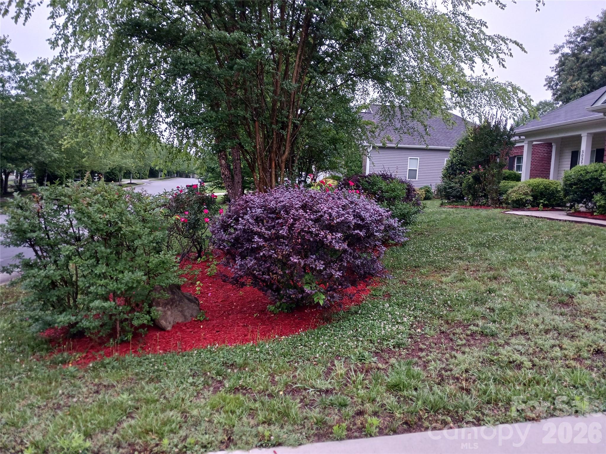 main property photo 13