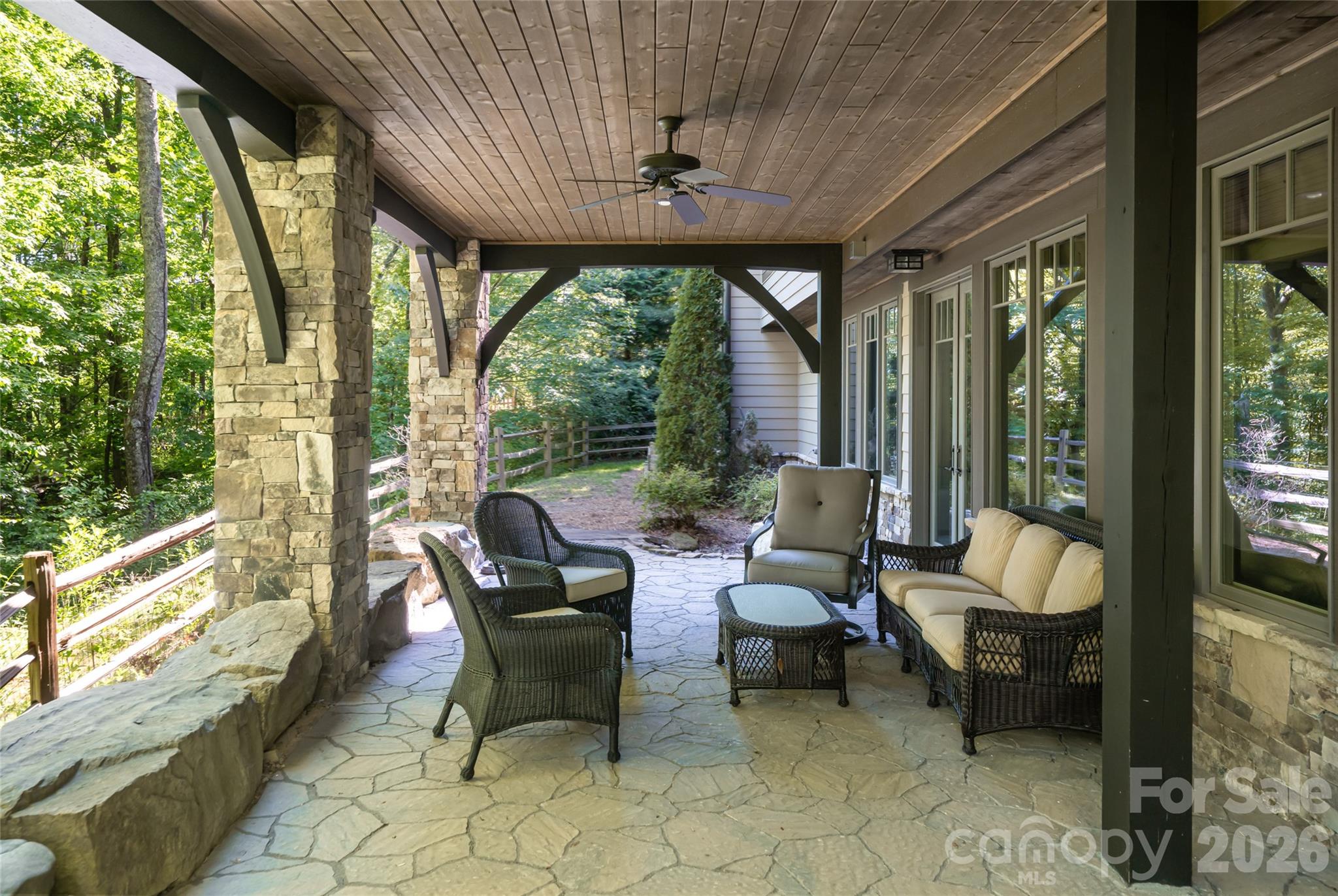 main property photo 41