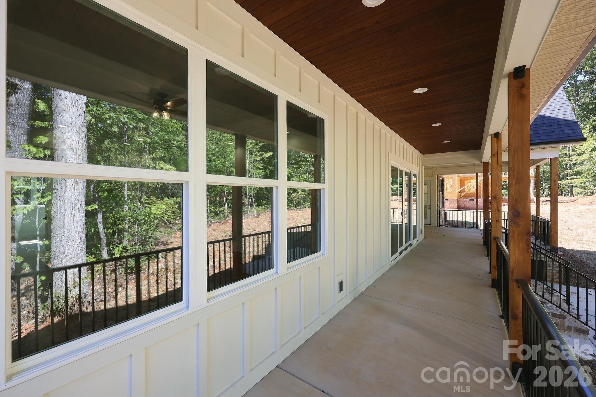 main property photo 40
