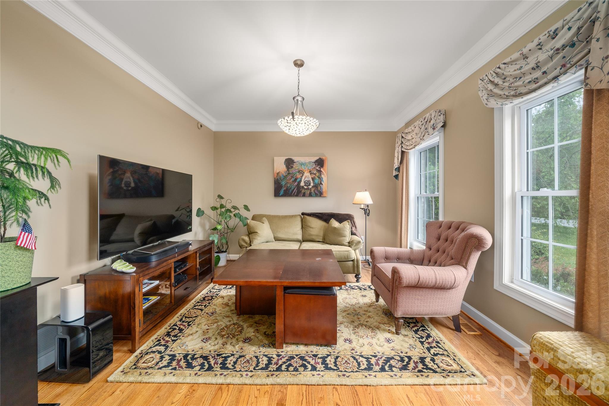 main property photo 6