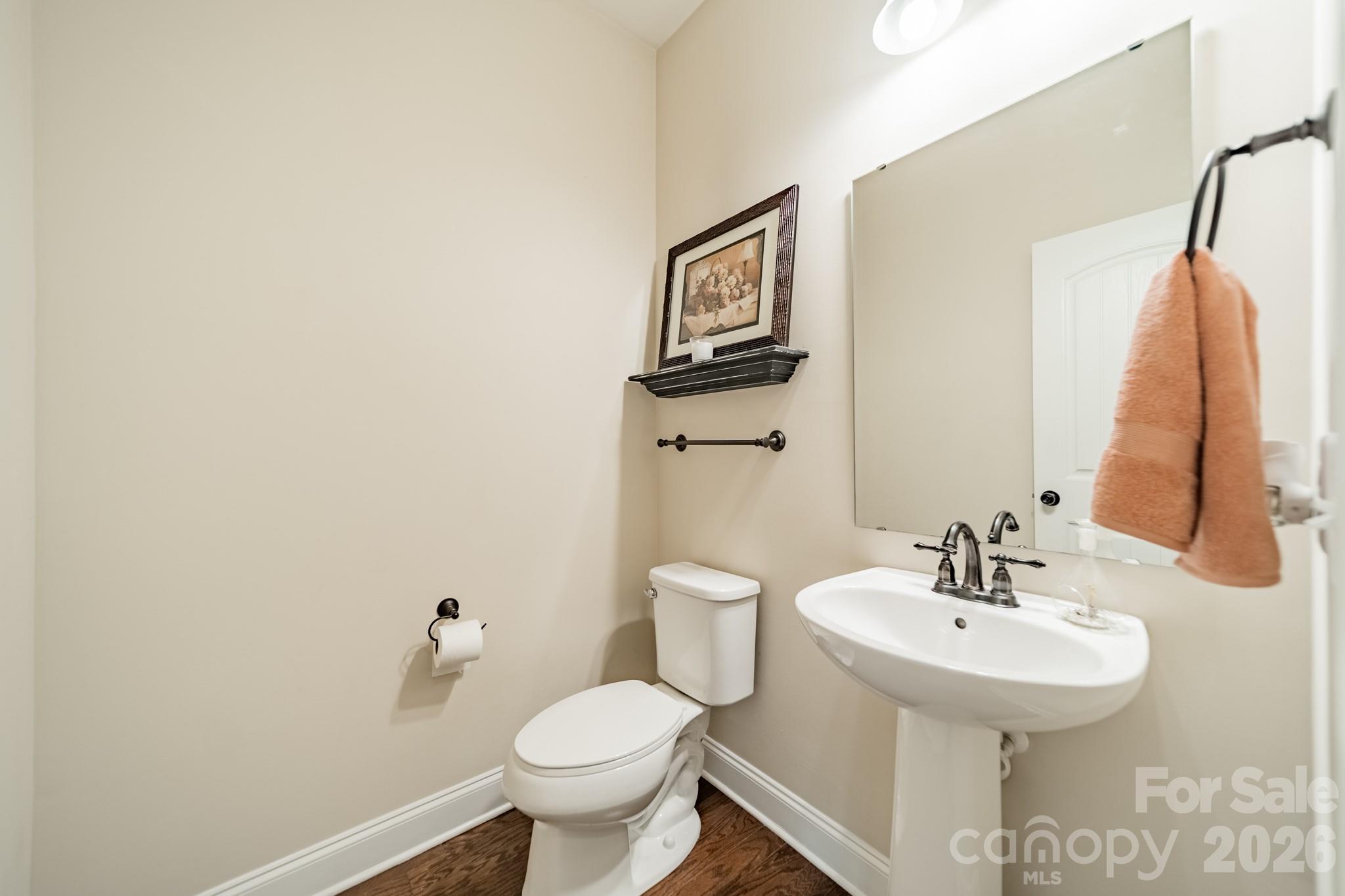 main property photo 16