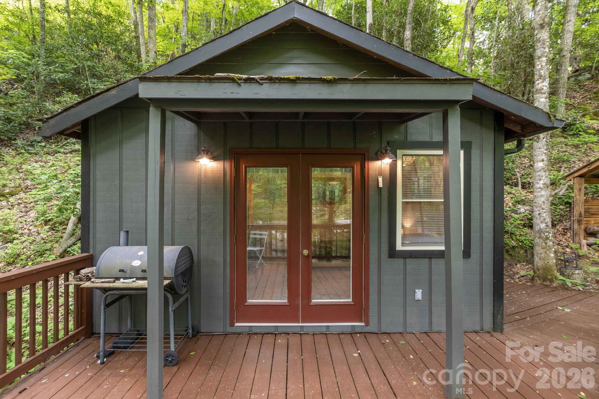 main property photo 33