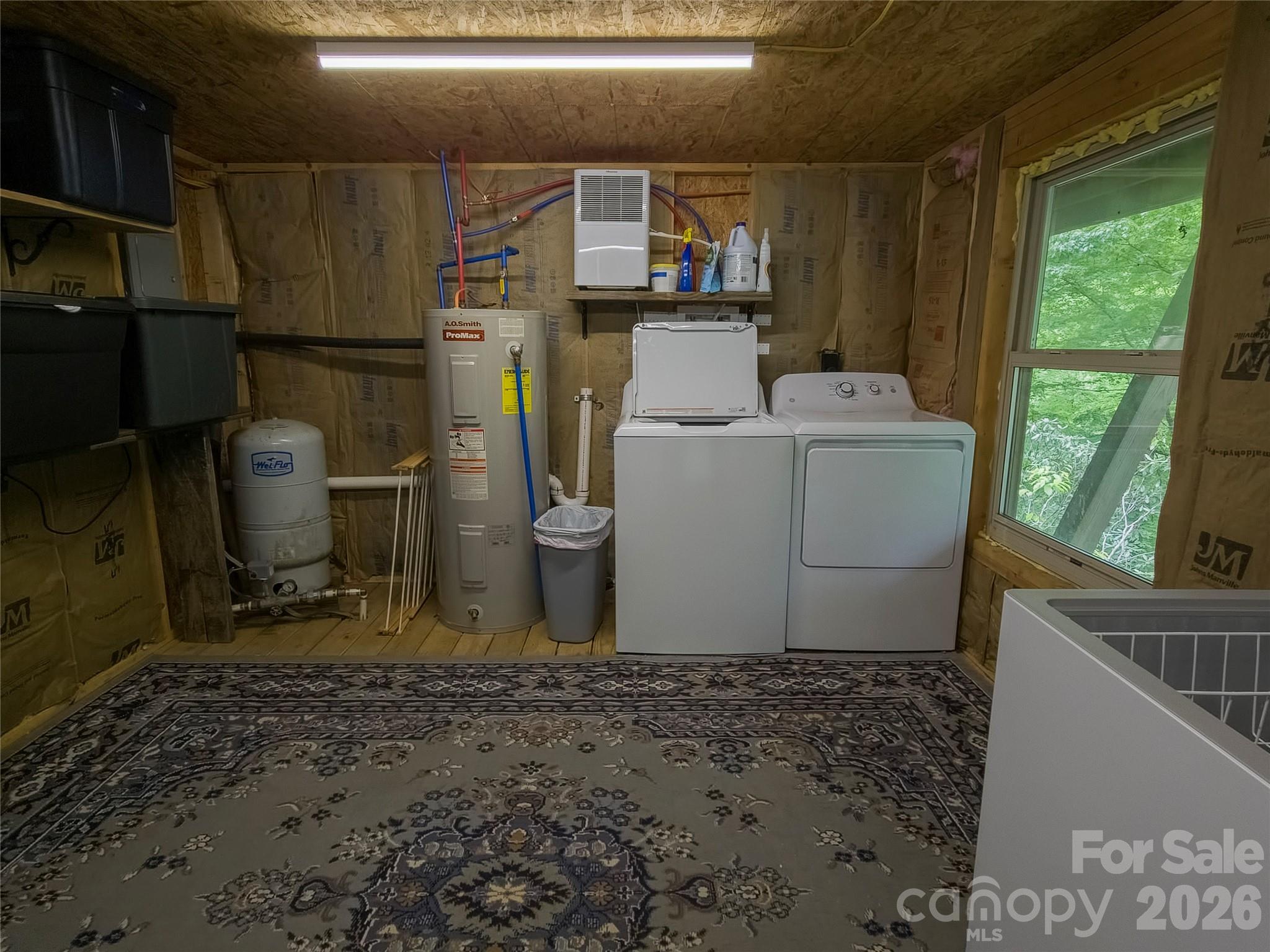 main property photo 40
