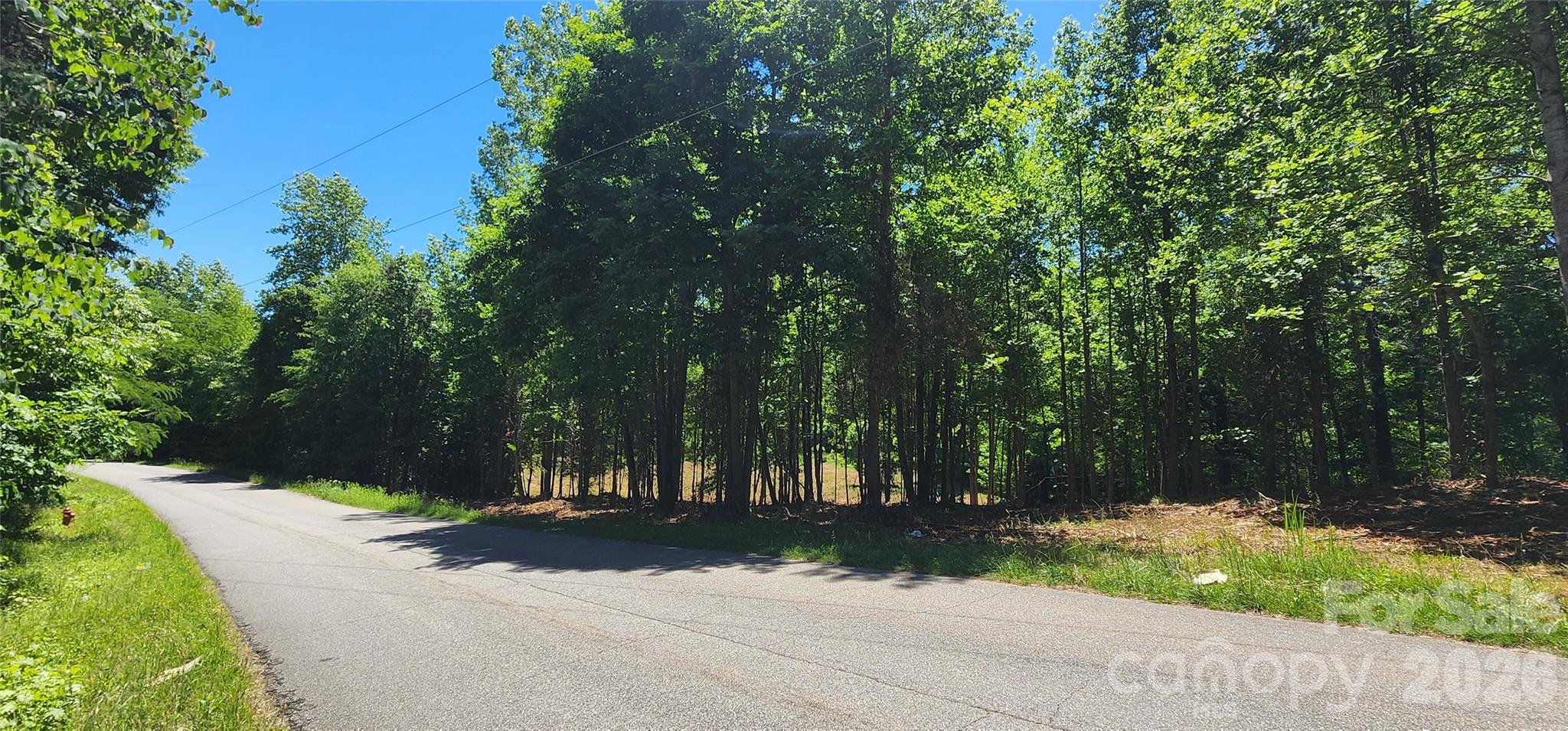 main property photo 28