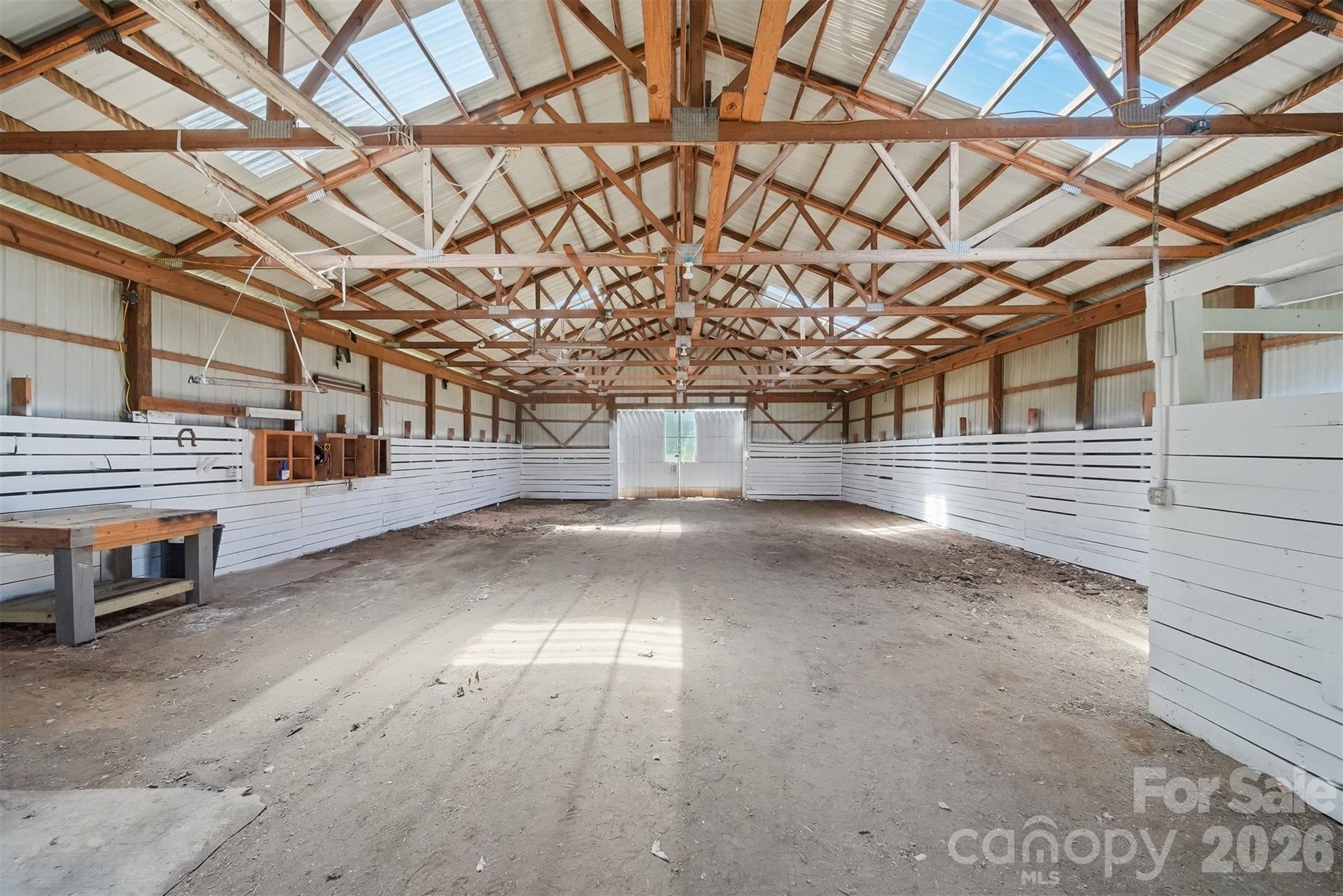 main property photo 28