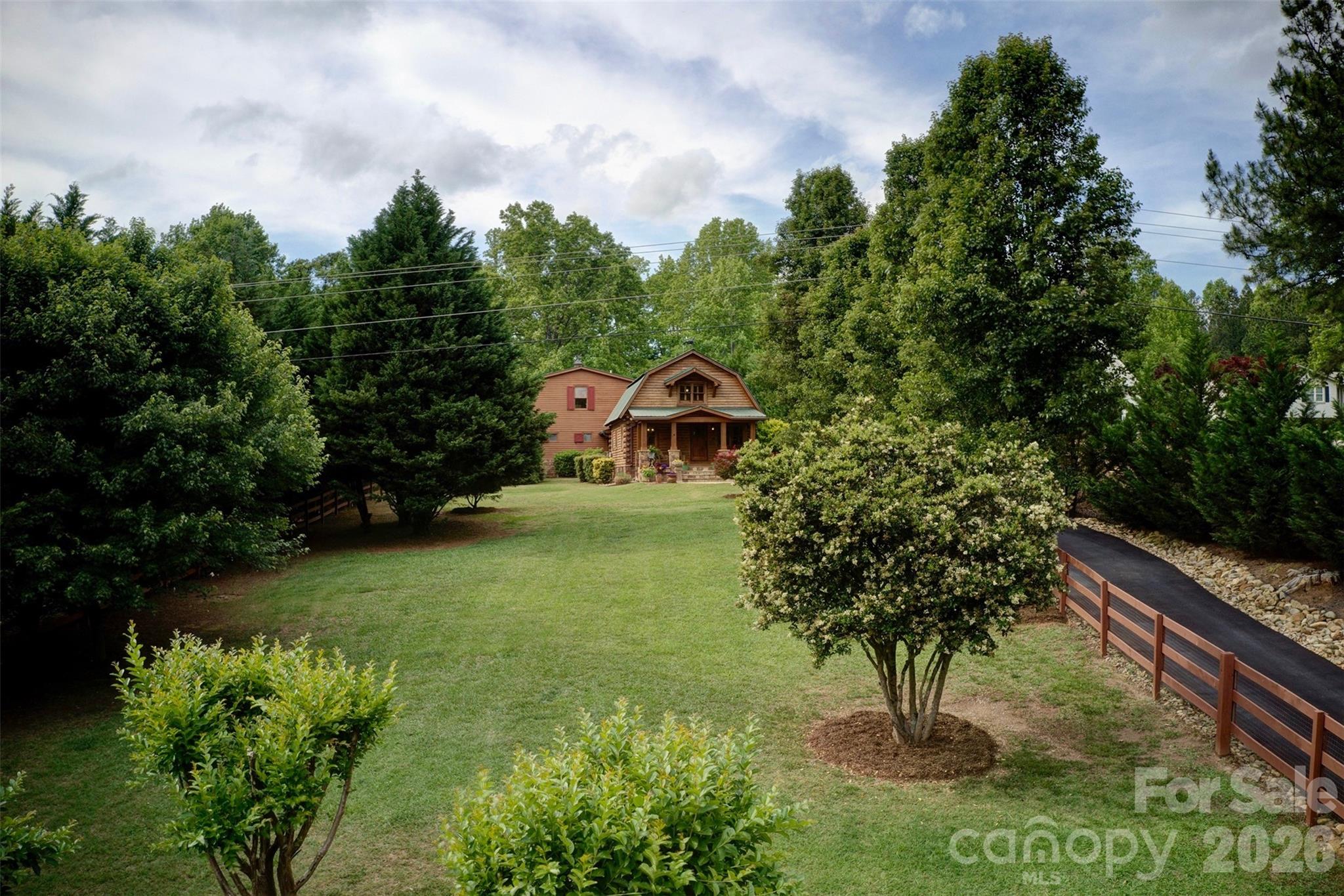 main property photo 23