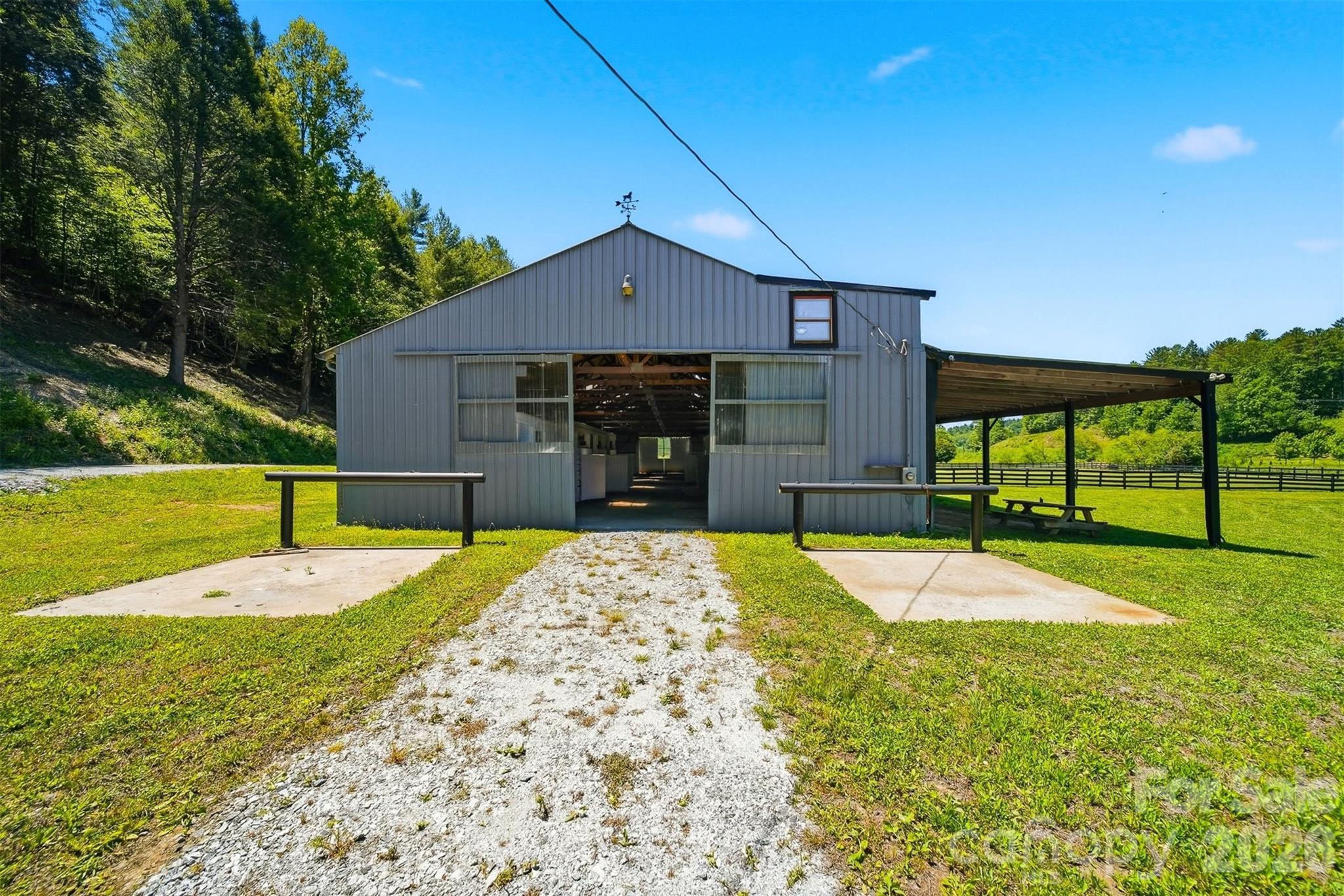 main property photo 21