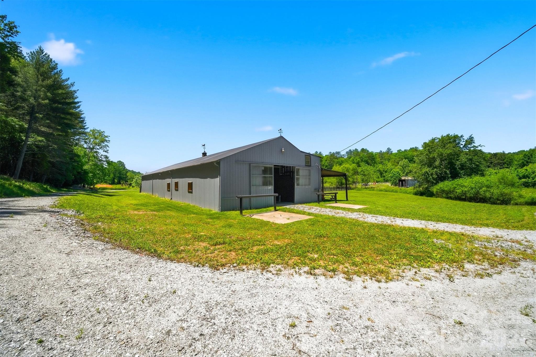 main property photo 22