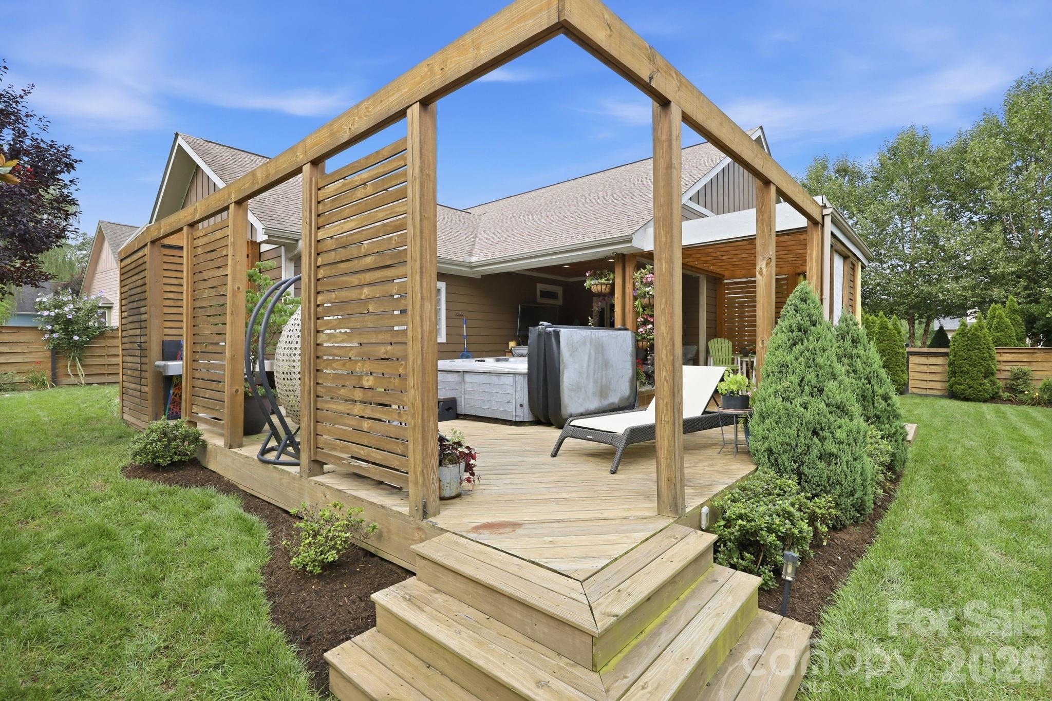 main property photo 32
