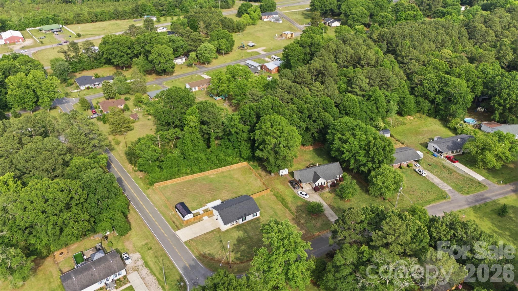 main property photo 25
