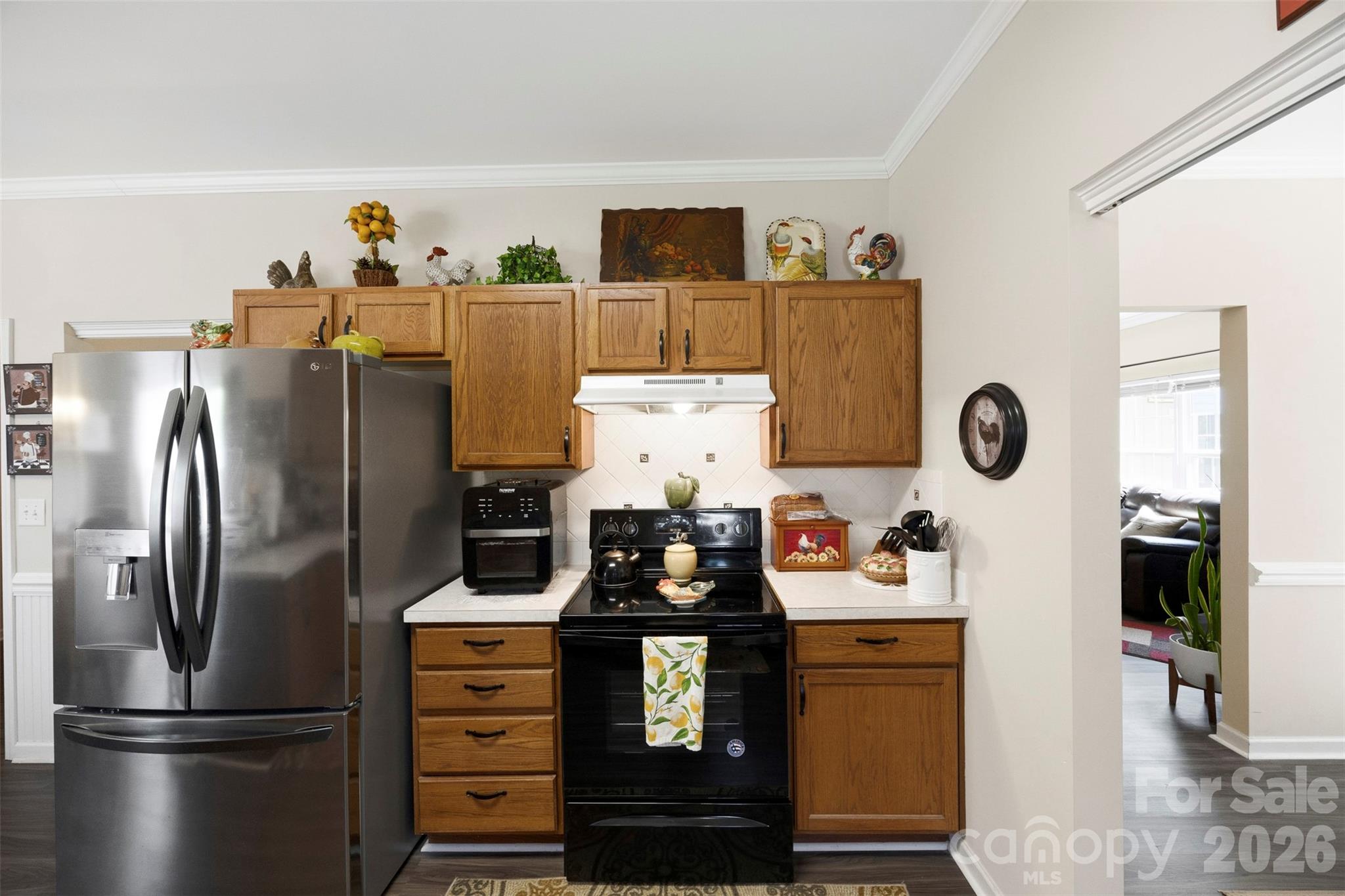 main property photo 14