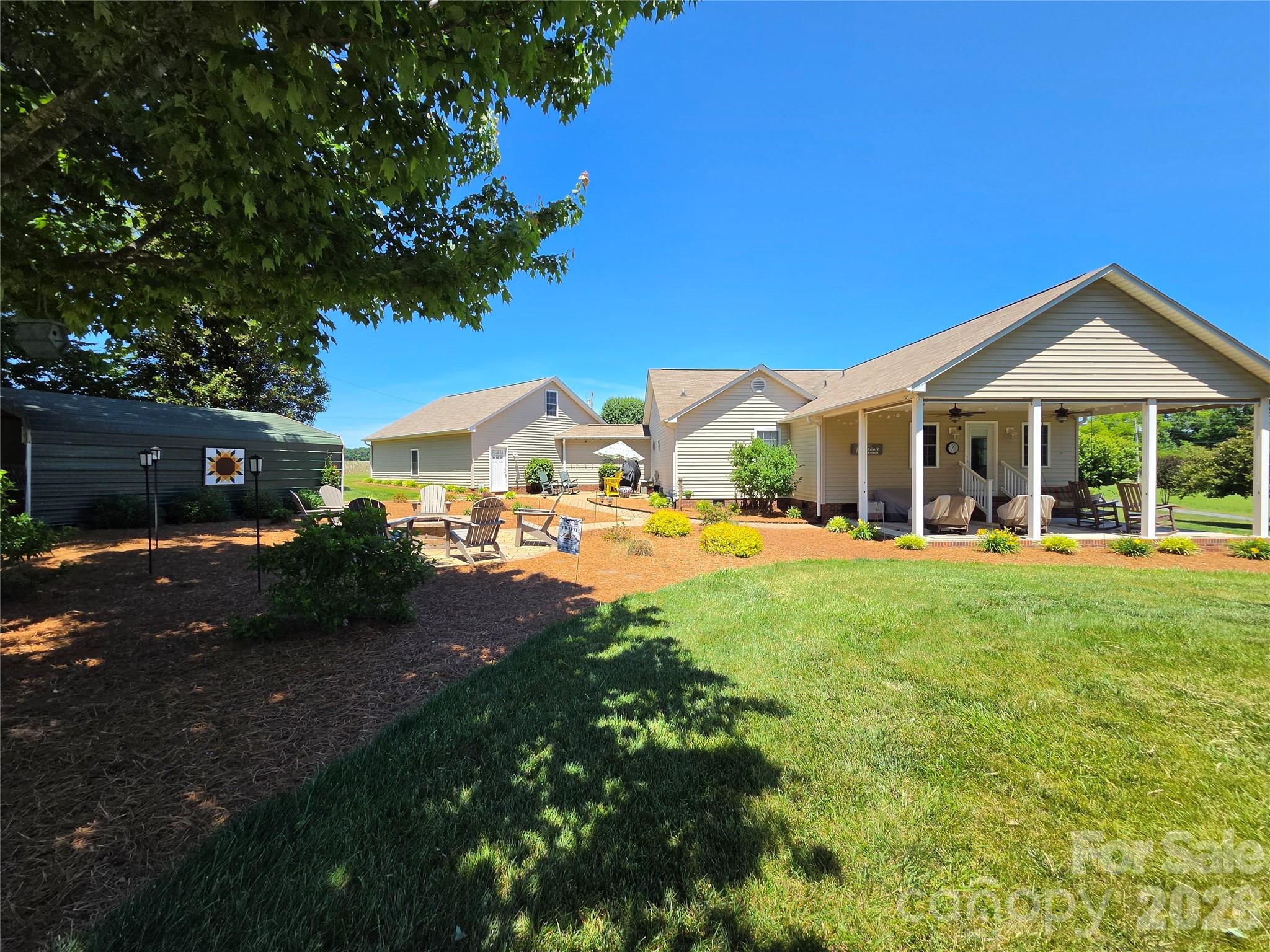 main property photo 23