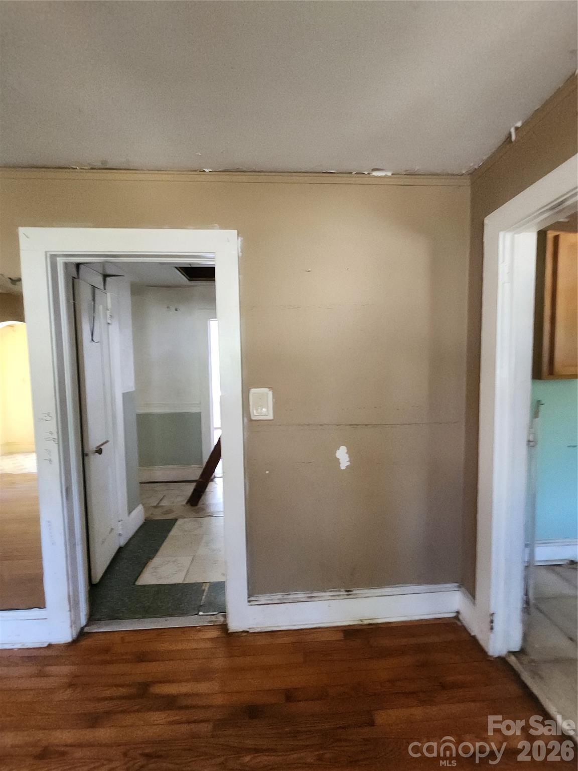 main property photo 15