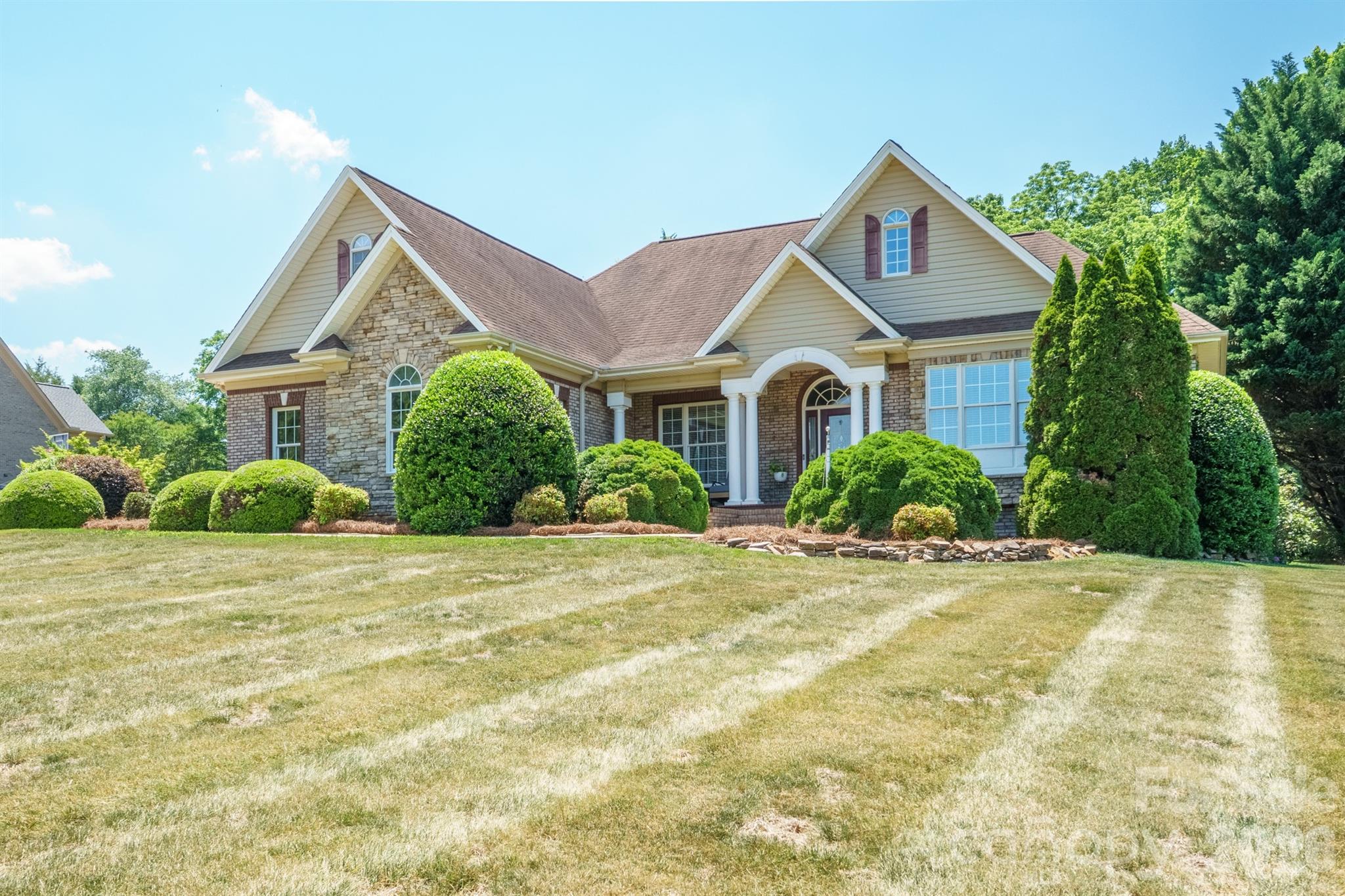 main property photo 44