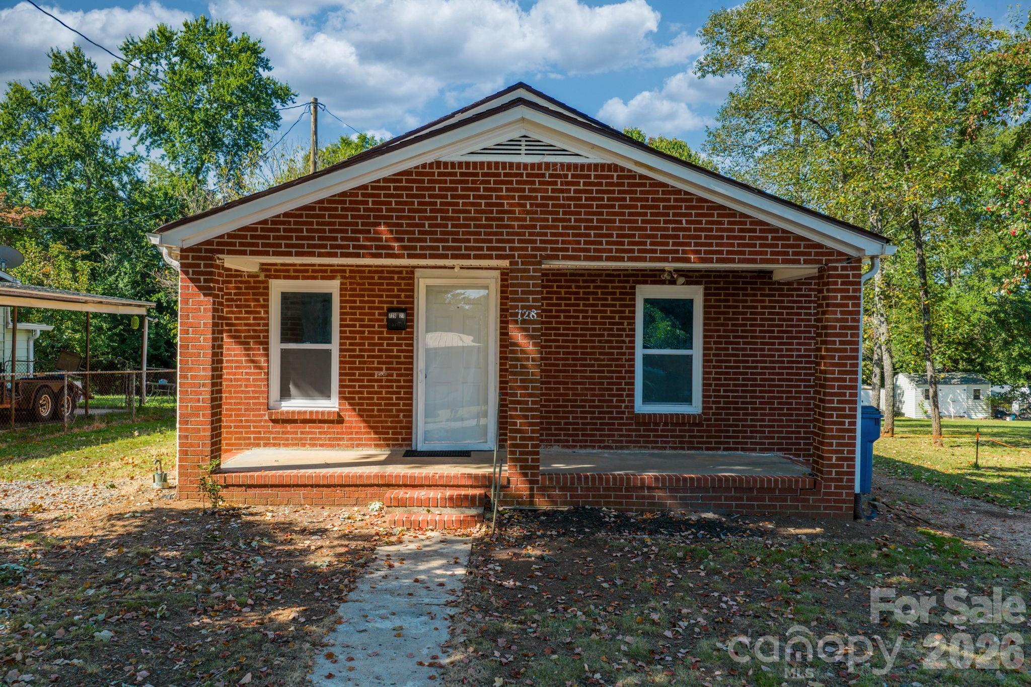 main property photo 2