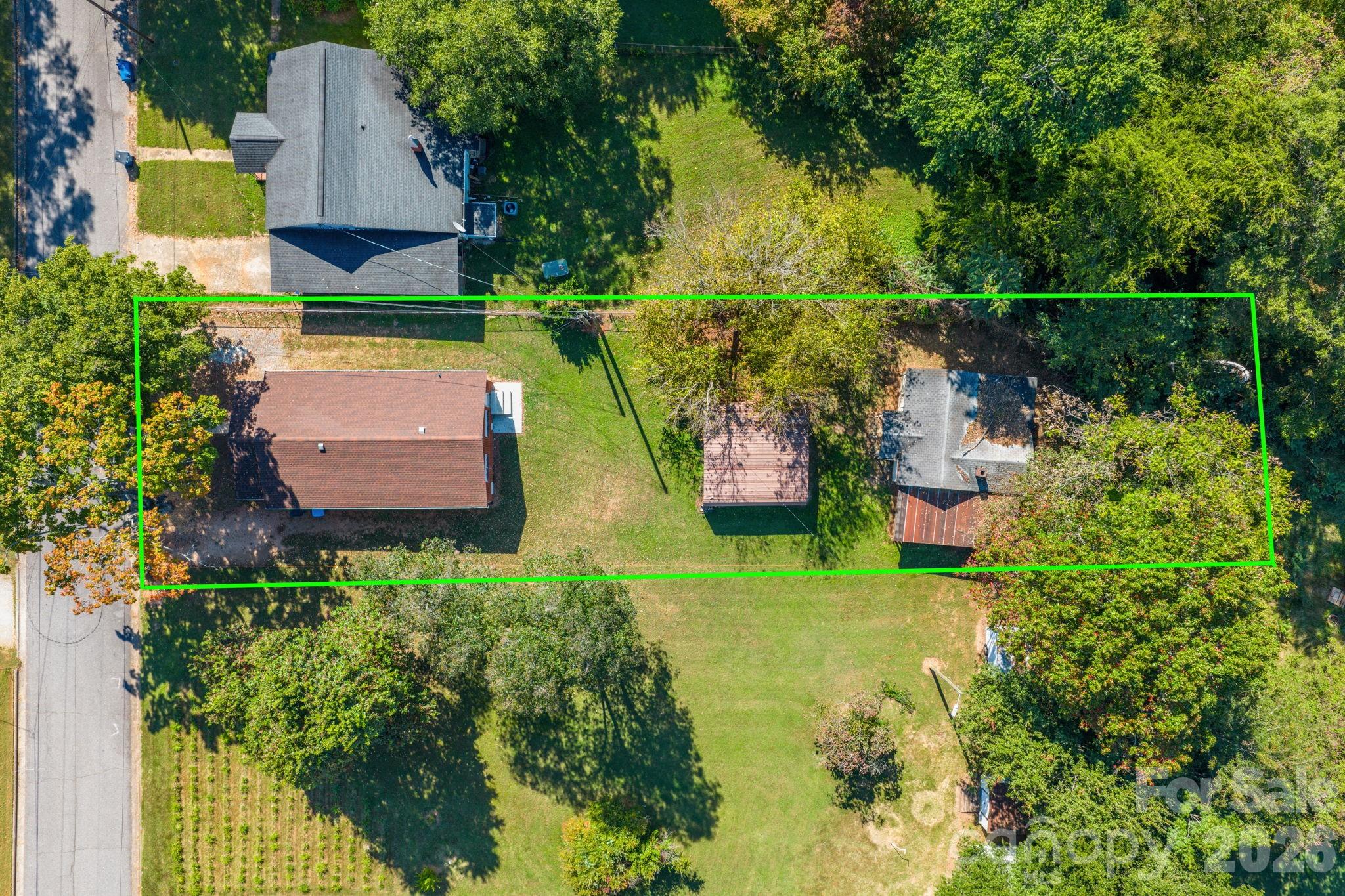 main property photo 23