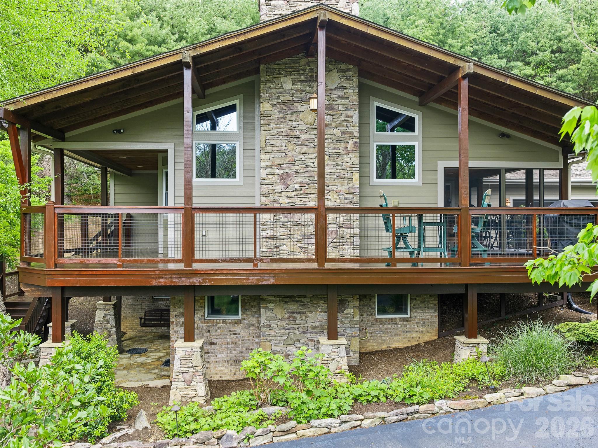 main property photo 37